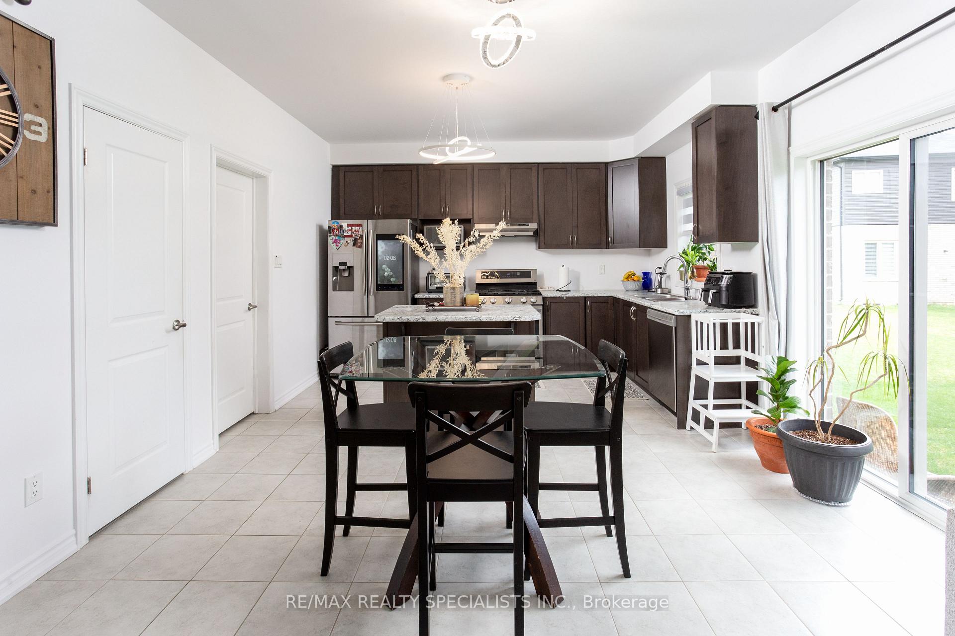 Photo 29 of 56 Stauffer Road, Brantford — HOMEH