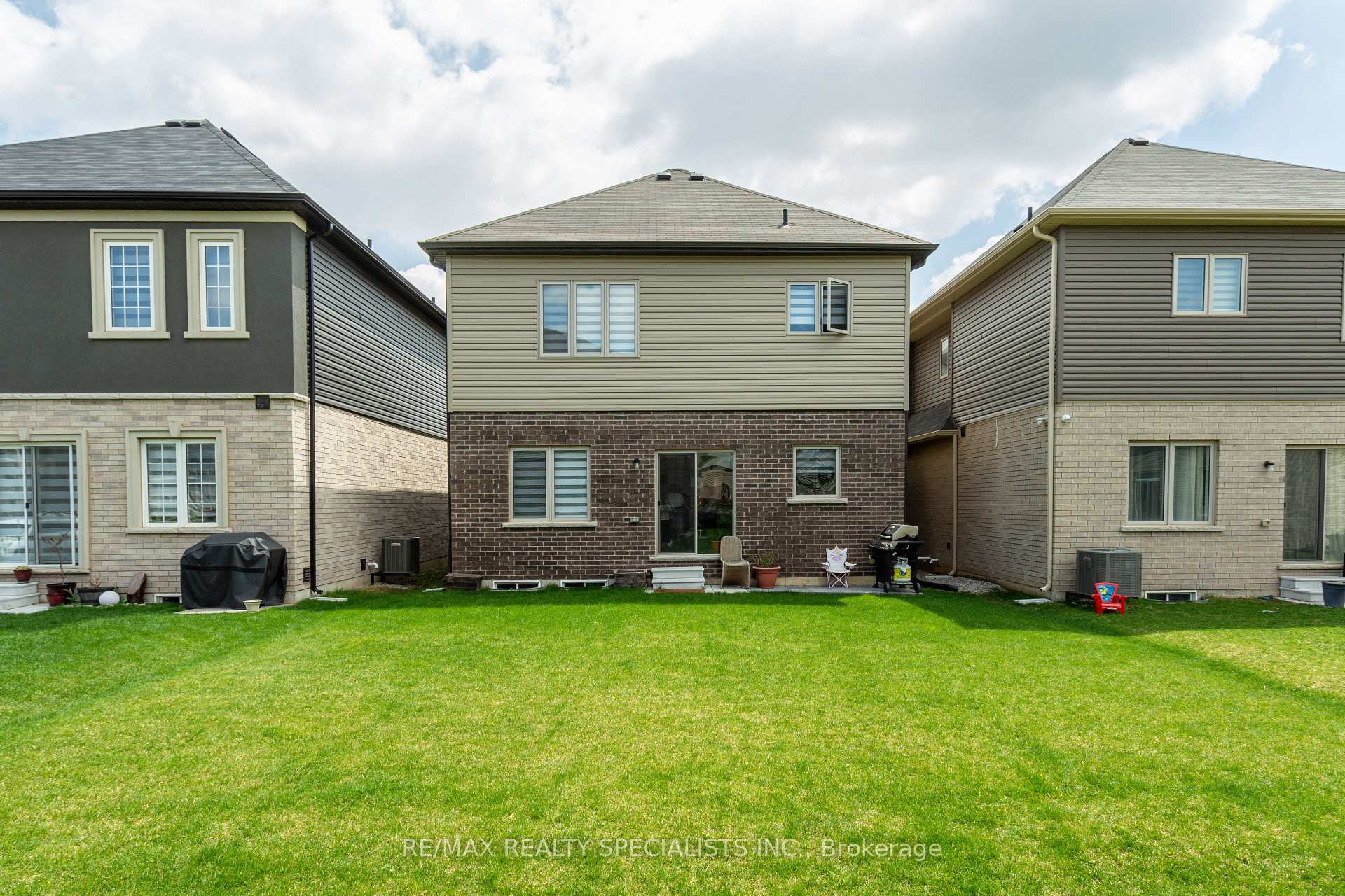 Photo 18 of 56 Stauffer Road, Brantford — HOMEH