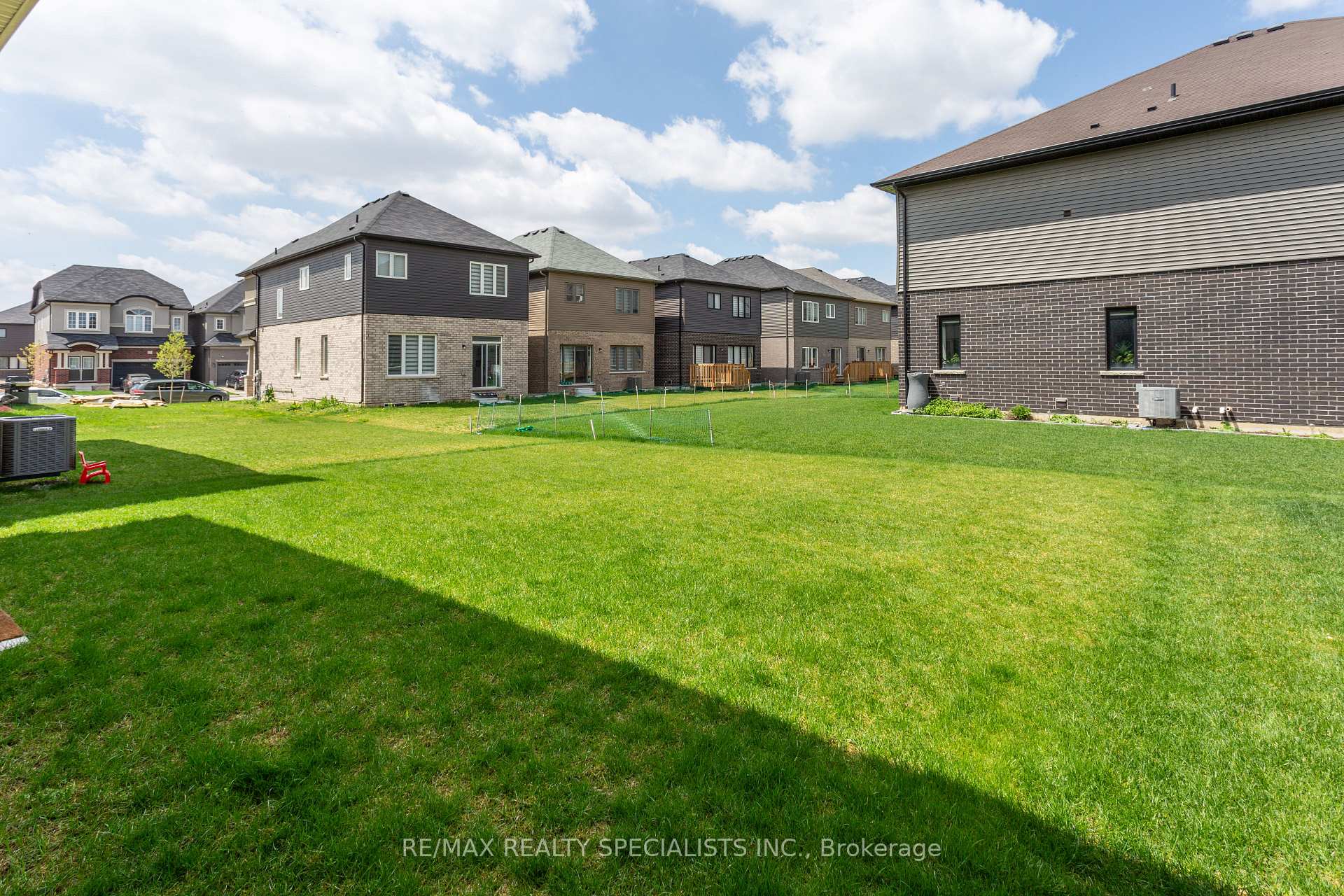 Photo 26 of 56 Stauffer Road, Brantford — HOMEH