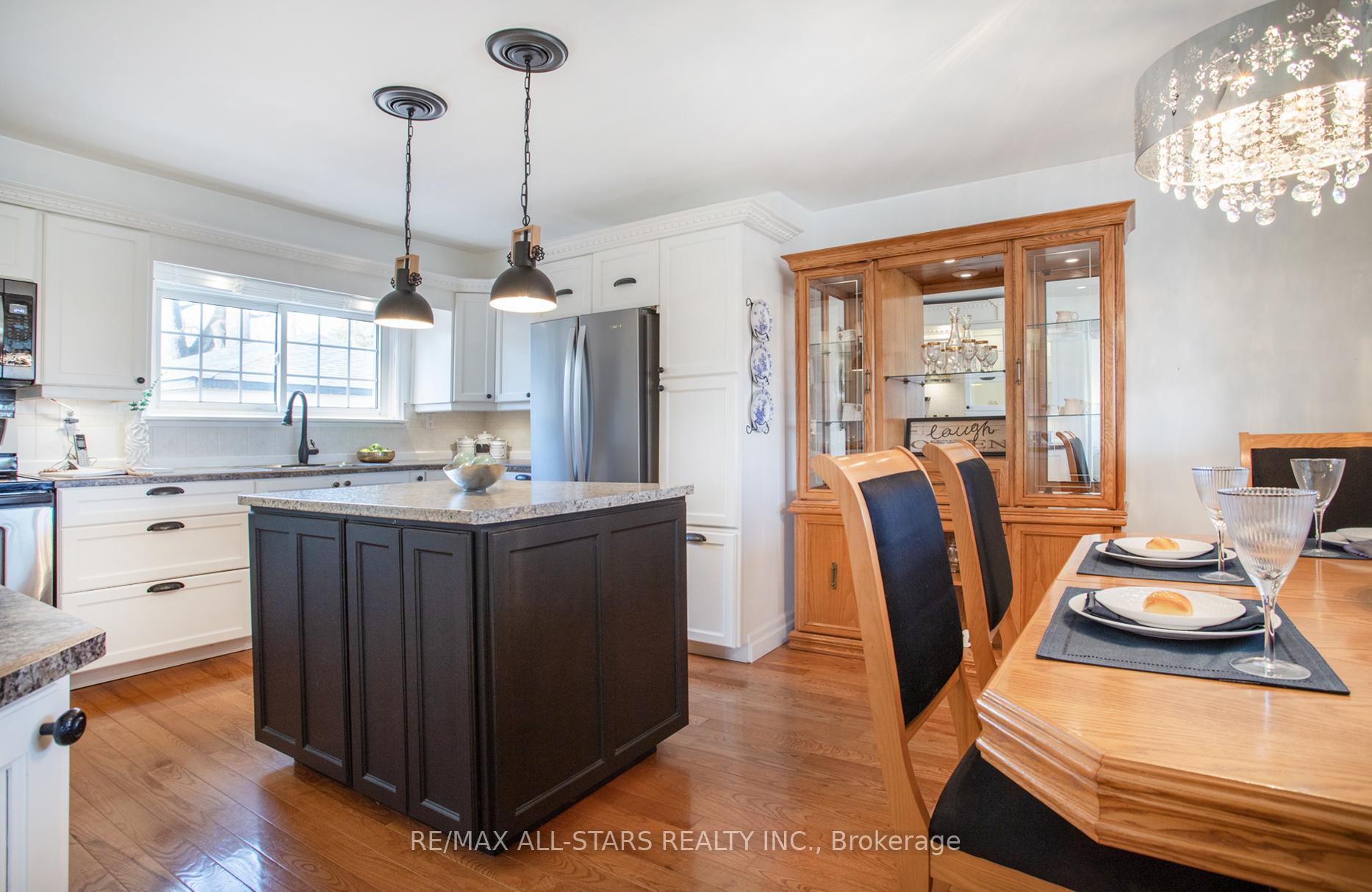 Photo 4 of 254 Bigelow Street, Scugog, Port Perry — HOMEH