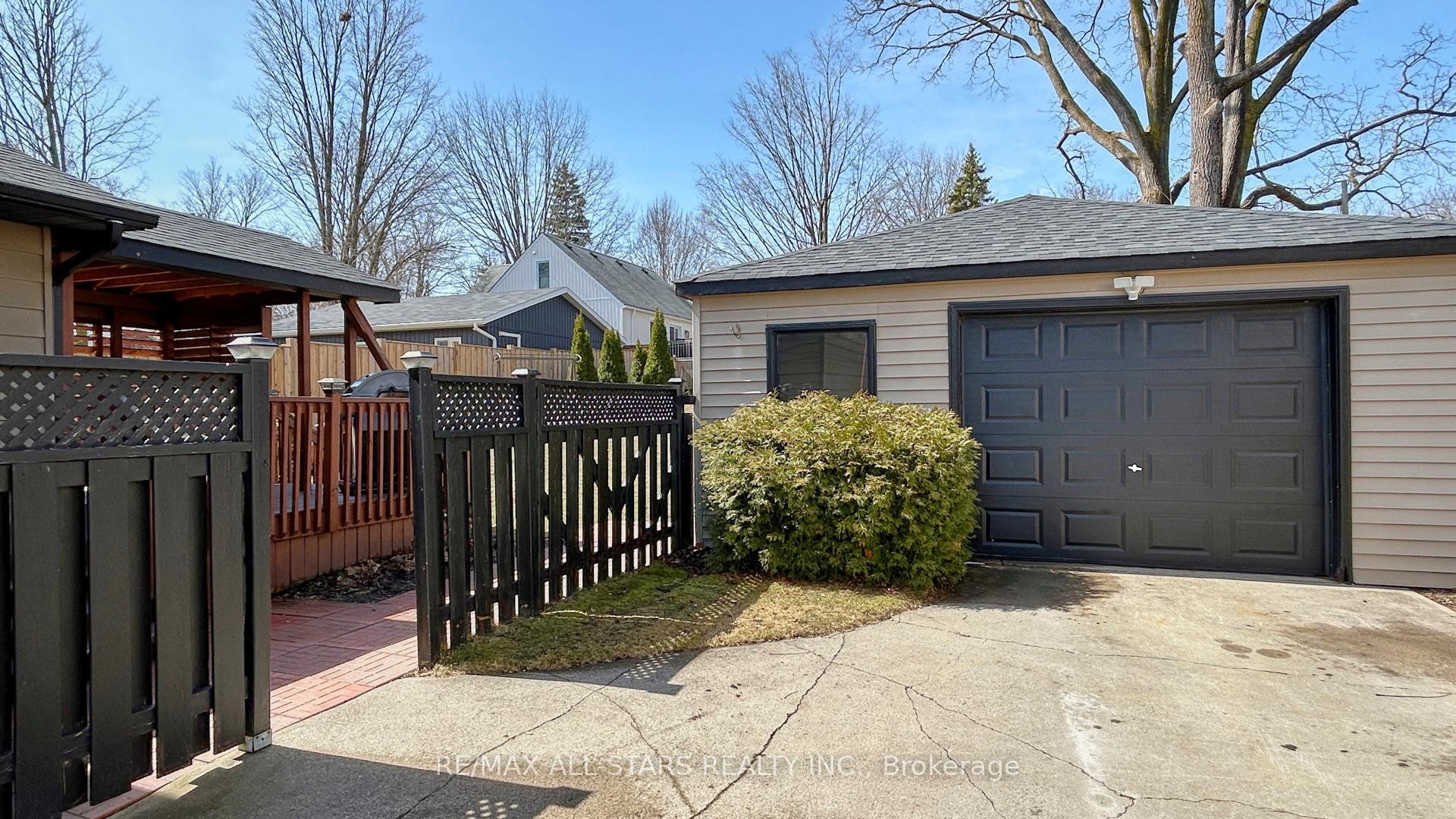Photo 29 of 254 Bigelow Street, Scugog, Port Perry — HOMEH