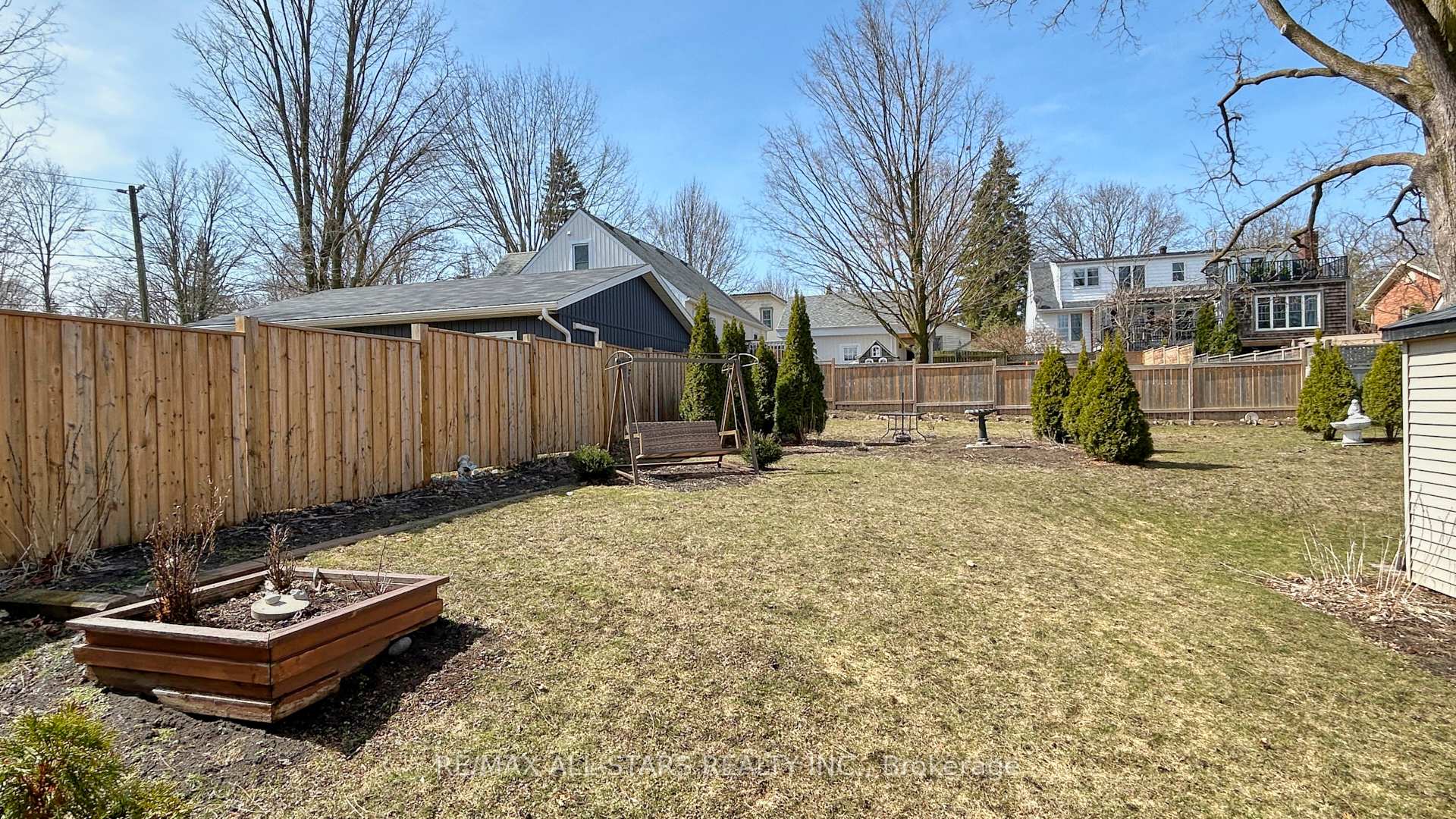 Photo 31 of 254 Bigelow Street, Scugog, Port Perry — HOMEH