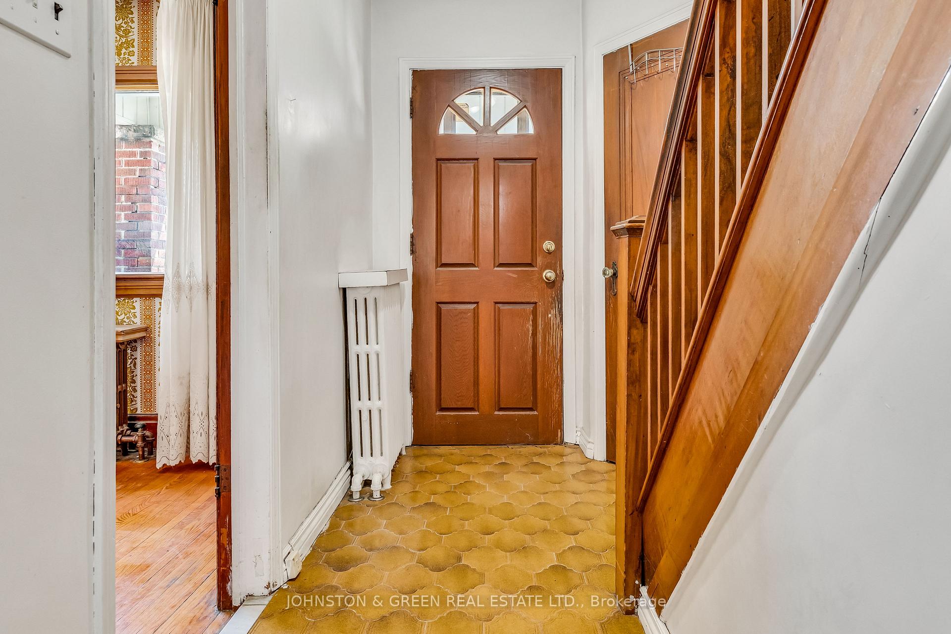 Photo 5 of 416 Mortimer Avenue, Toronto, East York — HOMEH