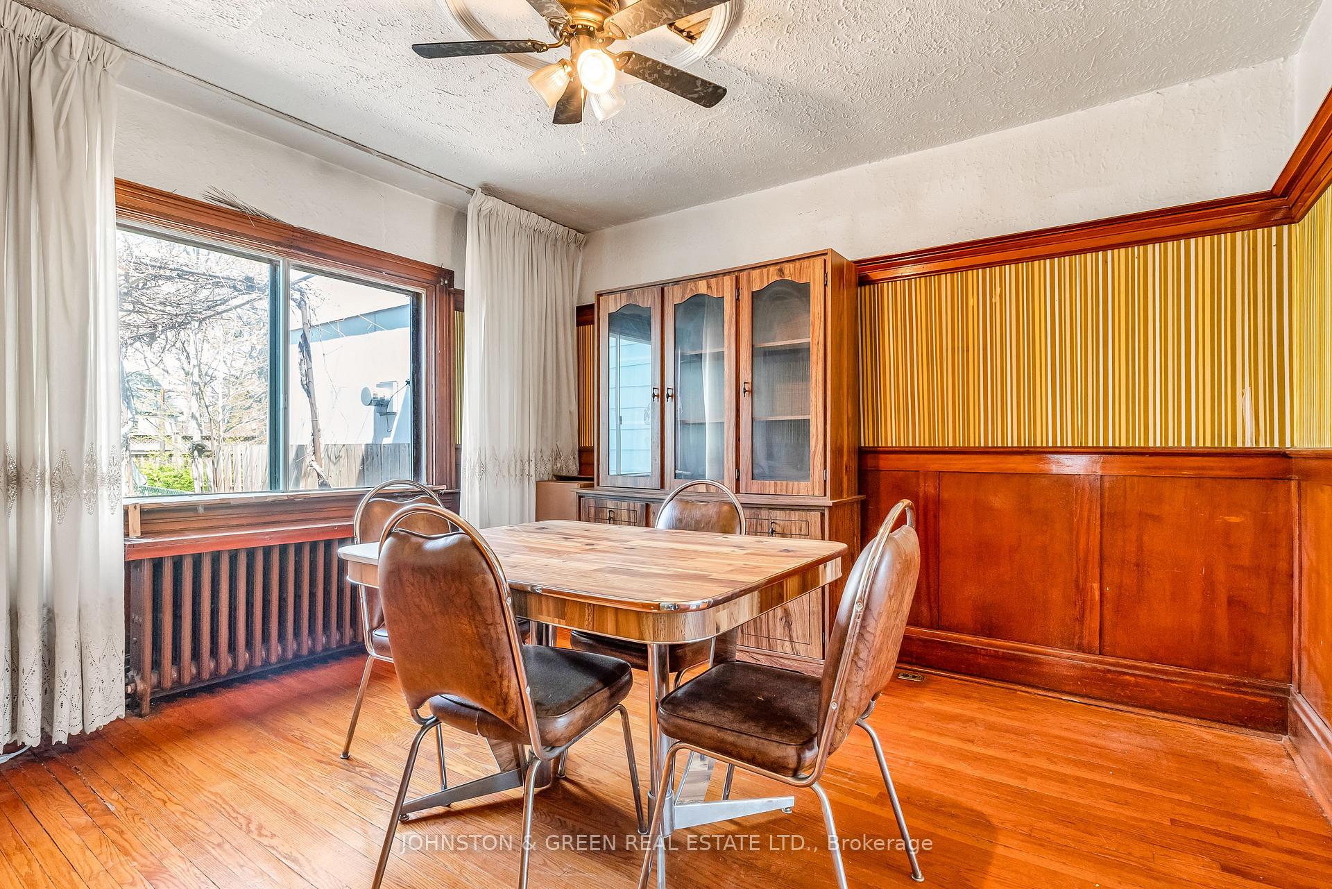 Photo 3 of 416 Mortimer Avenue, Toronto, East York — HOMEH