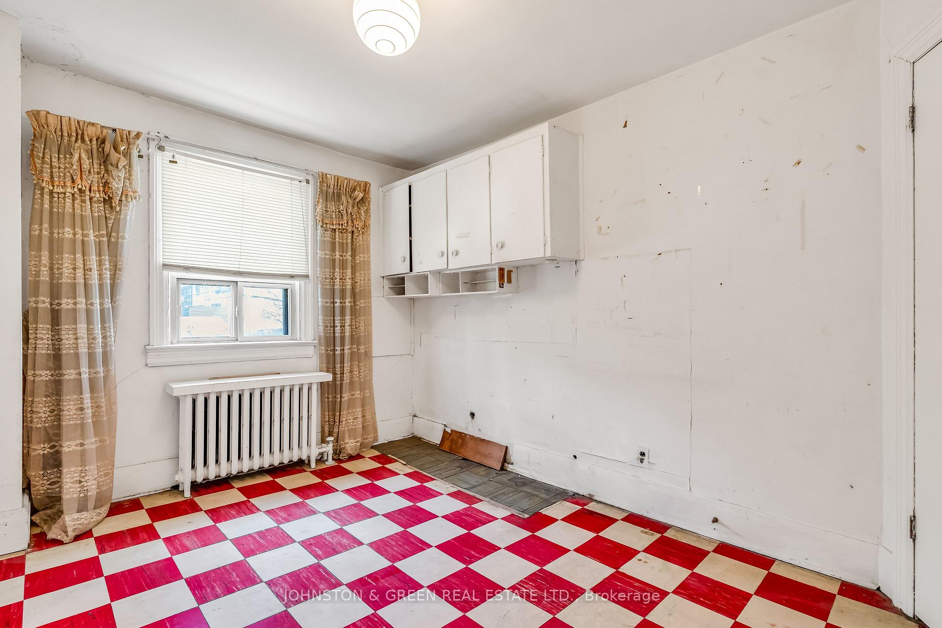 Photo 23 of 416 Mortimer Avenue, Toronto, East York — HOMEH