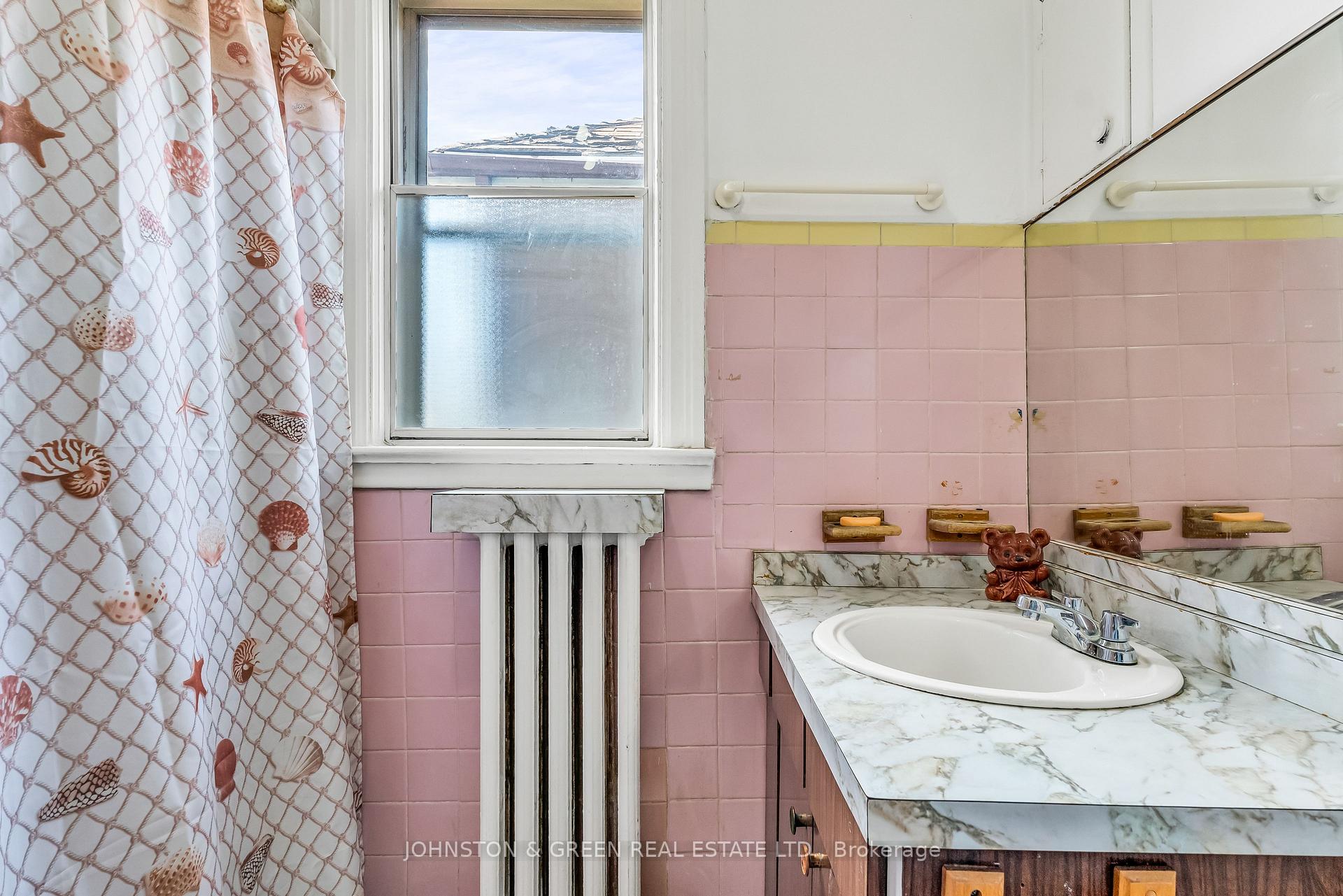 Photo 26 of 416 Mortimer Avenue, Toronto, East York — HOMEH