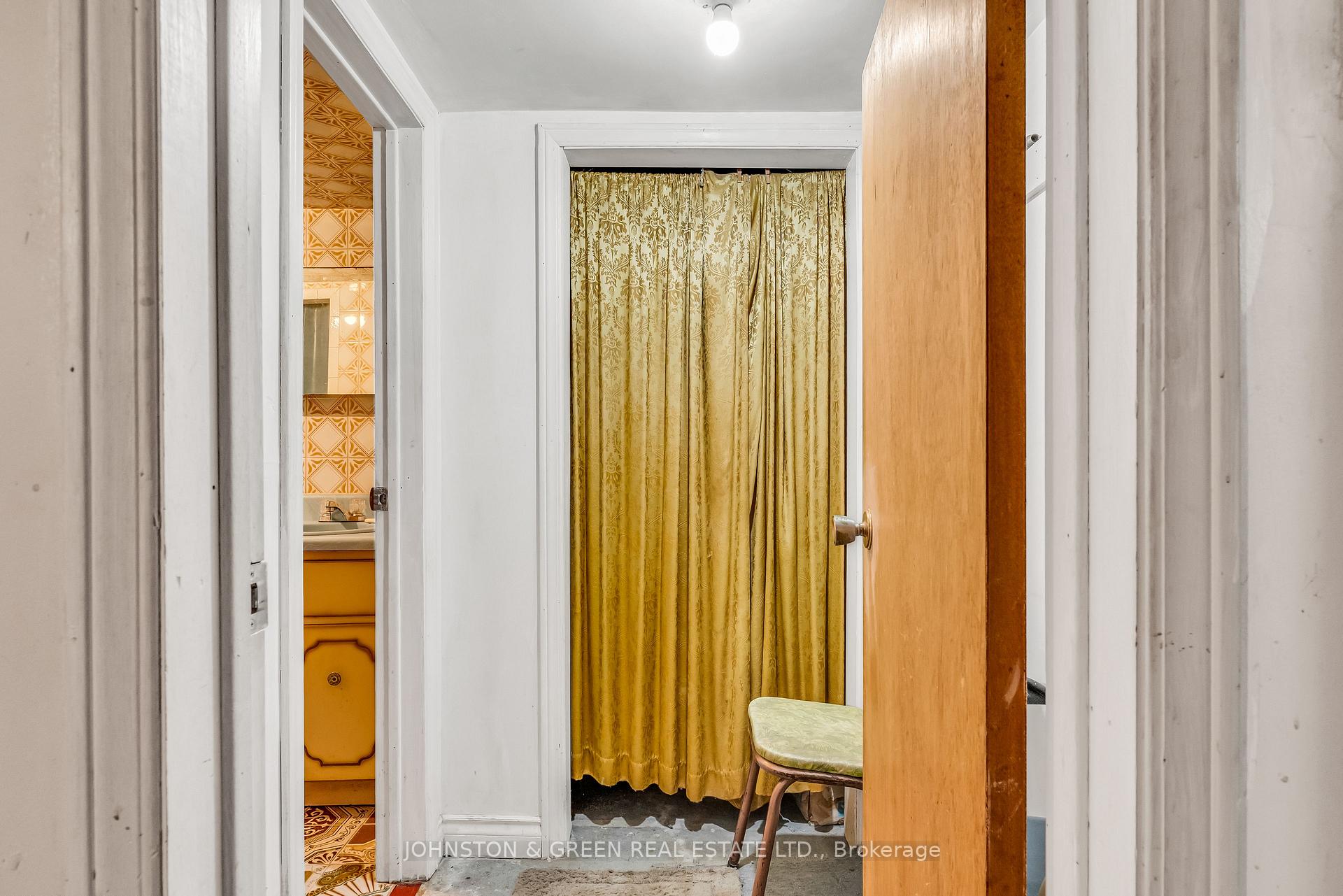 Photo 30 of 416 Mortimer Avenue, Toronto, East York — HOMEH