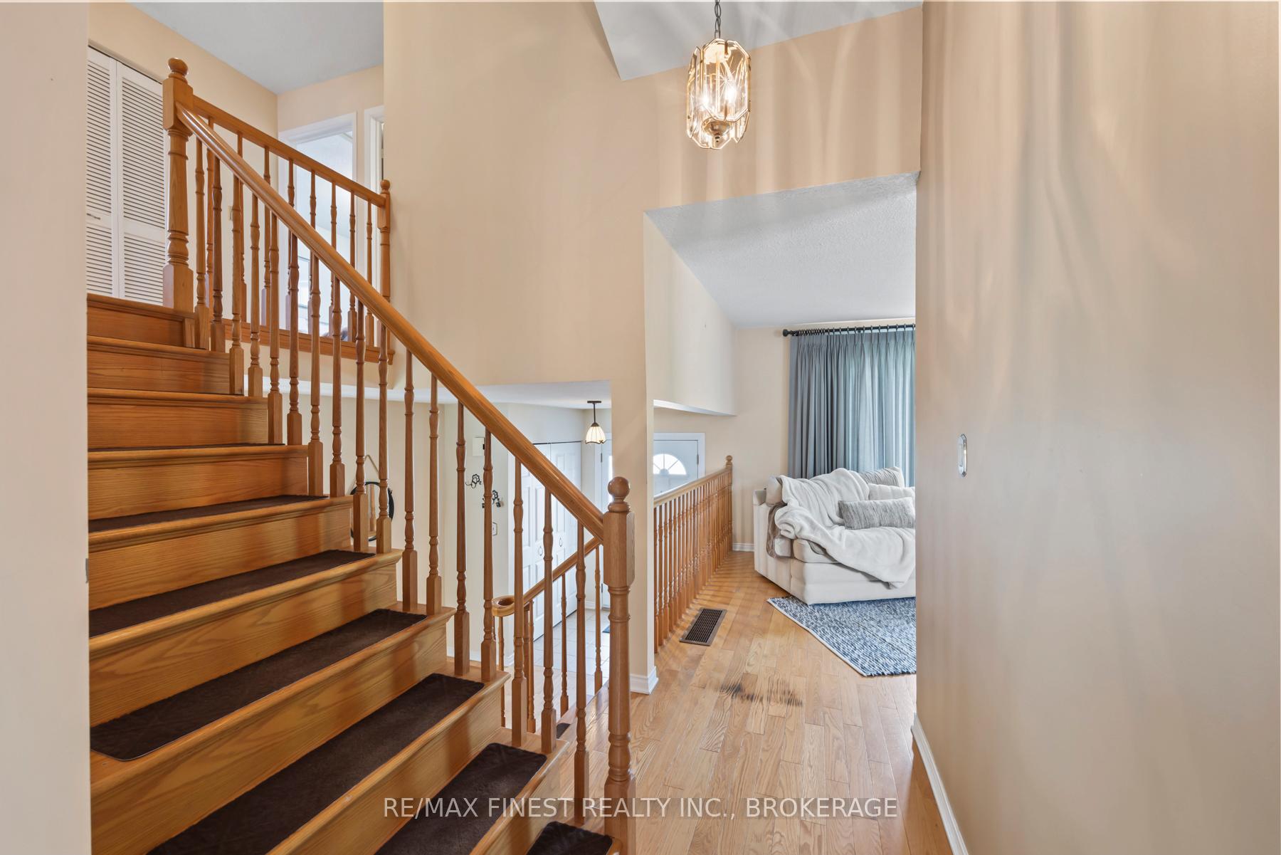 Photo 8 of 1123 Wintergreen Crescent, Kingston, City Northwest — HOMEH