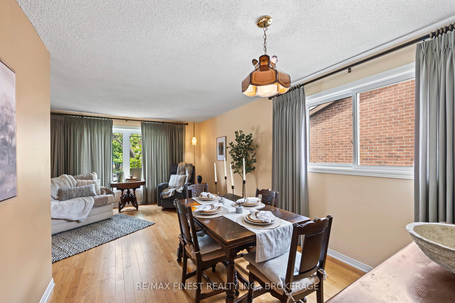 Photo 15 of 1123 Wintergreen Crescent, Kingston, City Northwest — HOMEH