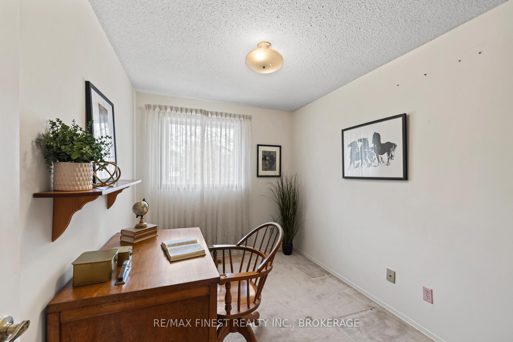 Photo 40 of 1123 Wintergreen Crescent, Kingston, City Northwest — HOMEH