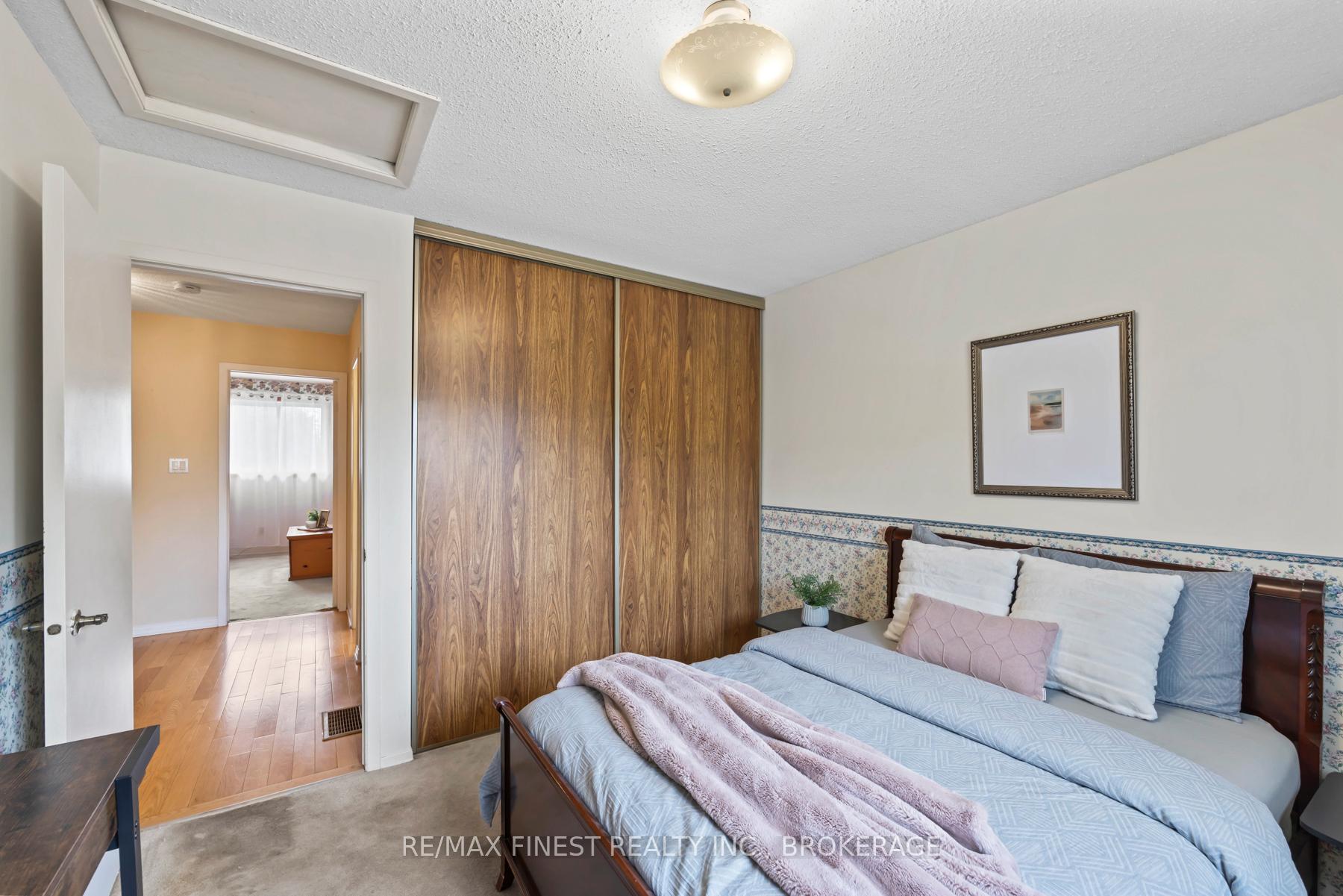 Photo 24 of 1123 Wintergreen Crescent, Kingston, City Northwest — HOMEH