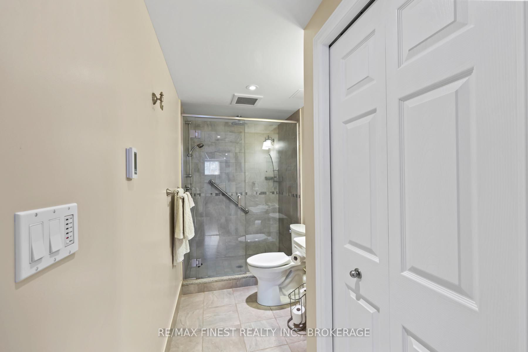 Photo 35 of 1123 Wintergreen Crescent, Kingston, City Northwest — HOMEH
