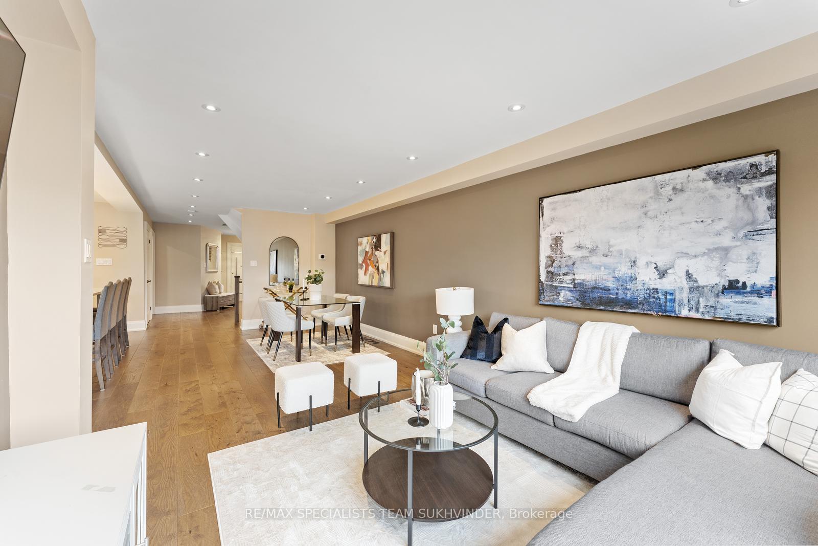 Photo 16 of 22 Emily Carr Crescent, Caledon, Bolton West — HOMEH