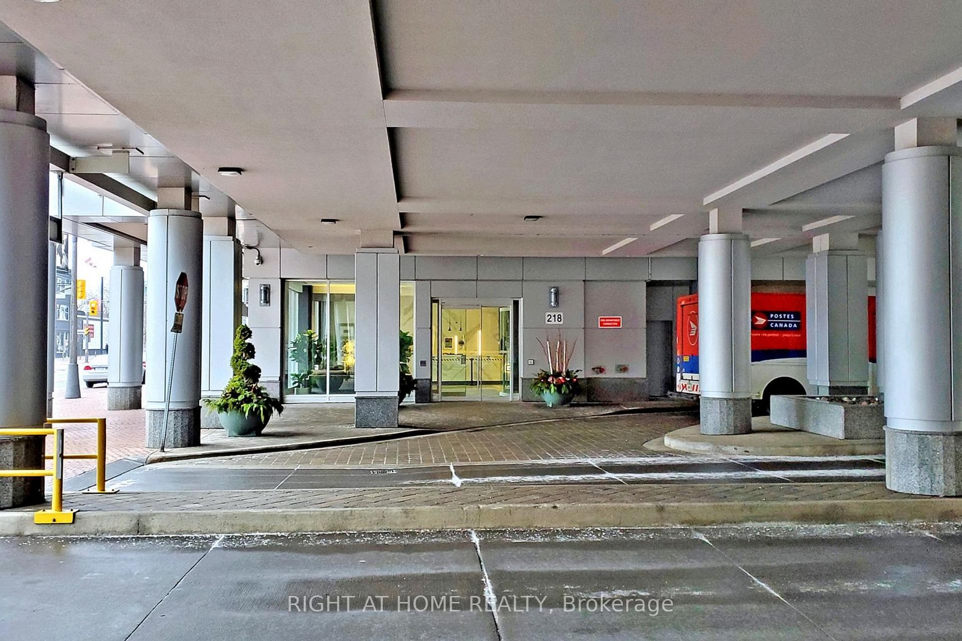 Photo 40 of Unit 1006, 218 Queens Quay W, Toronto, Waterfront Communities — HOMEH