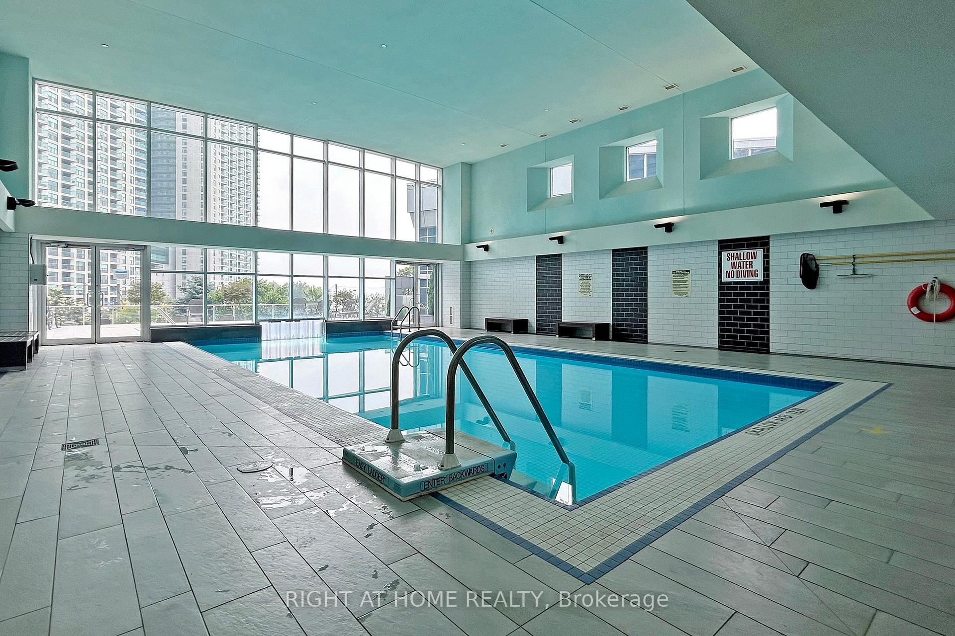 Photo 20 of Unit 1006, 218 Queens Quay W, Toronto, Waterfront Communities — HOMEH