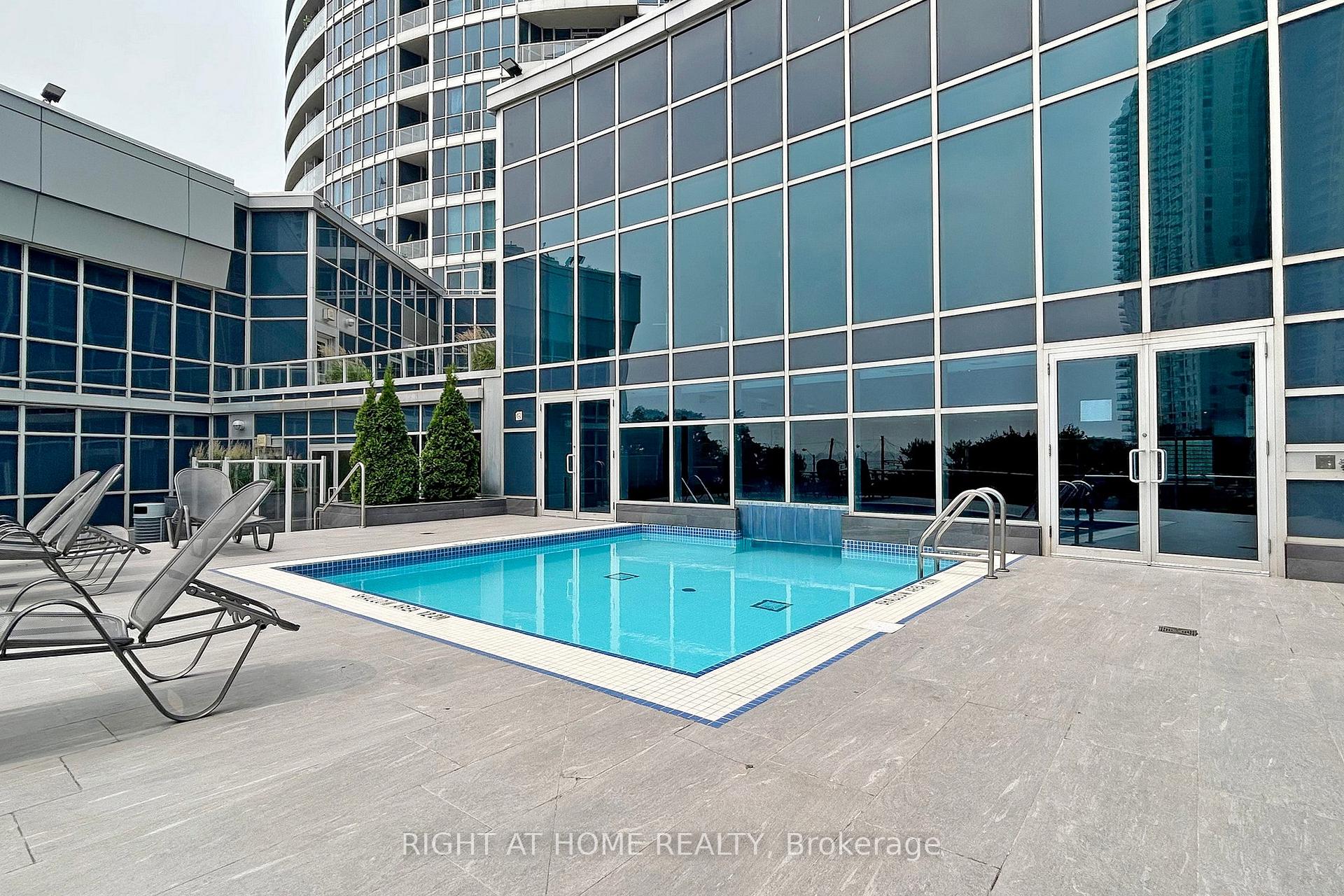 Photo 34 of Unit 1006, 218 Queens Quay W, Toronto, Waterfront Communities — HOMEH