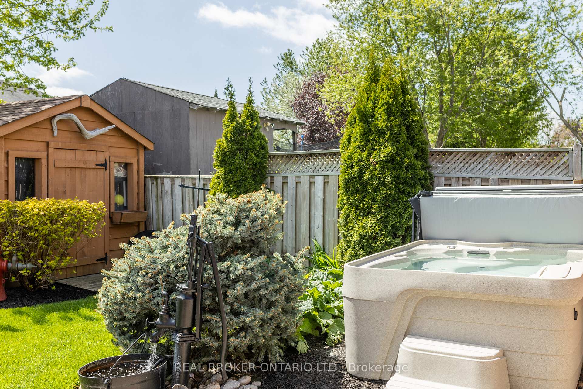 Photo 42 of 1309 Vincent Crescent, Innisfil, Alcona — HOMEH