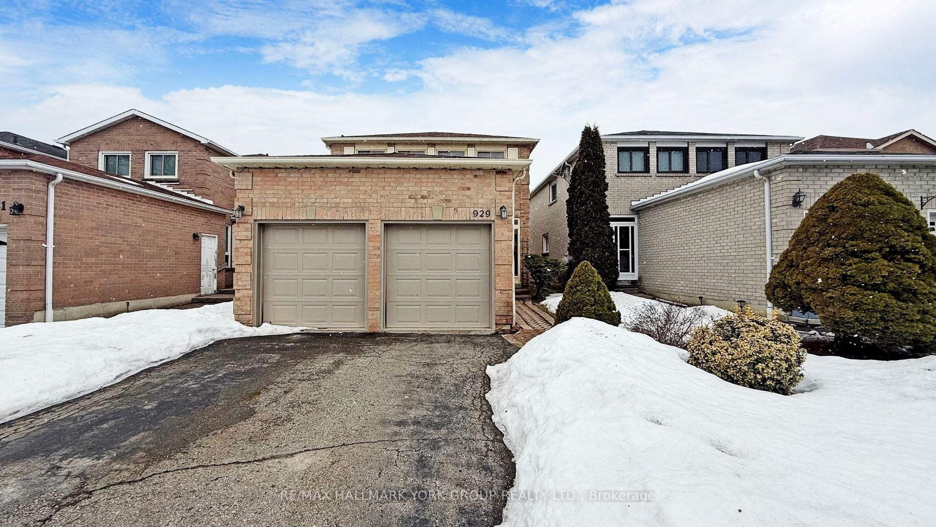 Photo 2 of 929 Rambleberry Avenue, Pickering, Liverpool — HOMEH