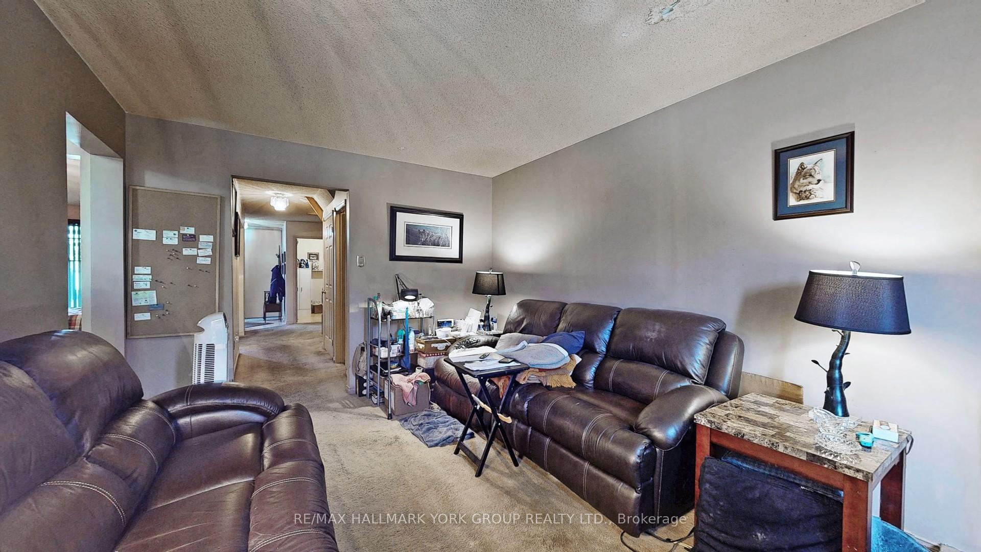Photo 7 of 929 Rambleberry Avenue, Pickering, Liverpool — HOMEH