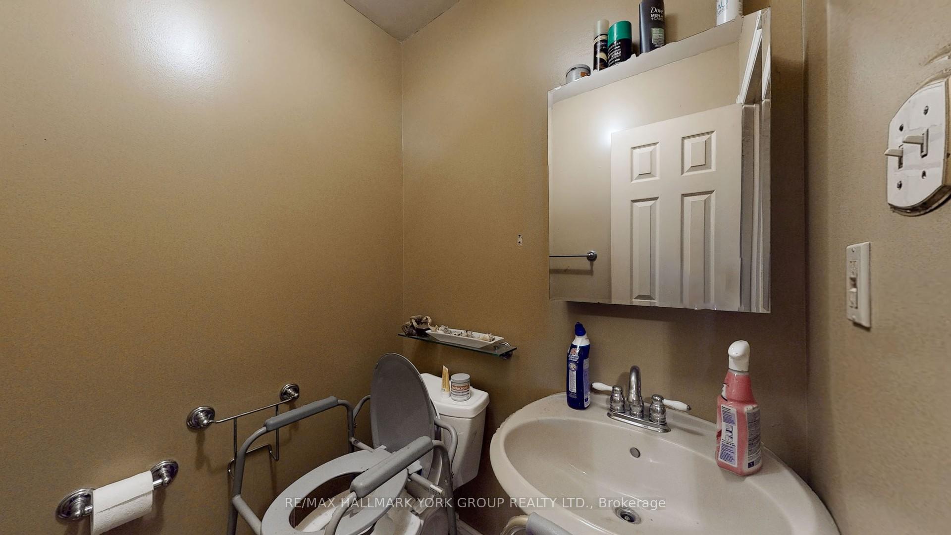 Photo 20 of 929 Rambleberry Avenue, Pickering, Liverpool — HOMEH