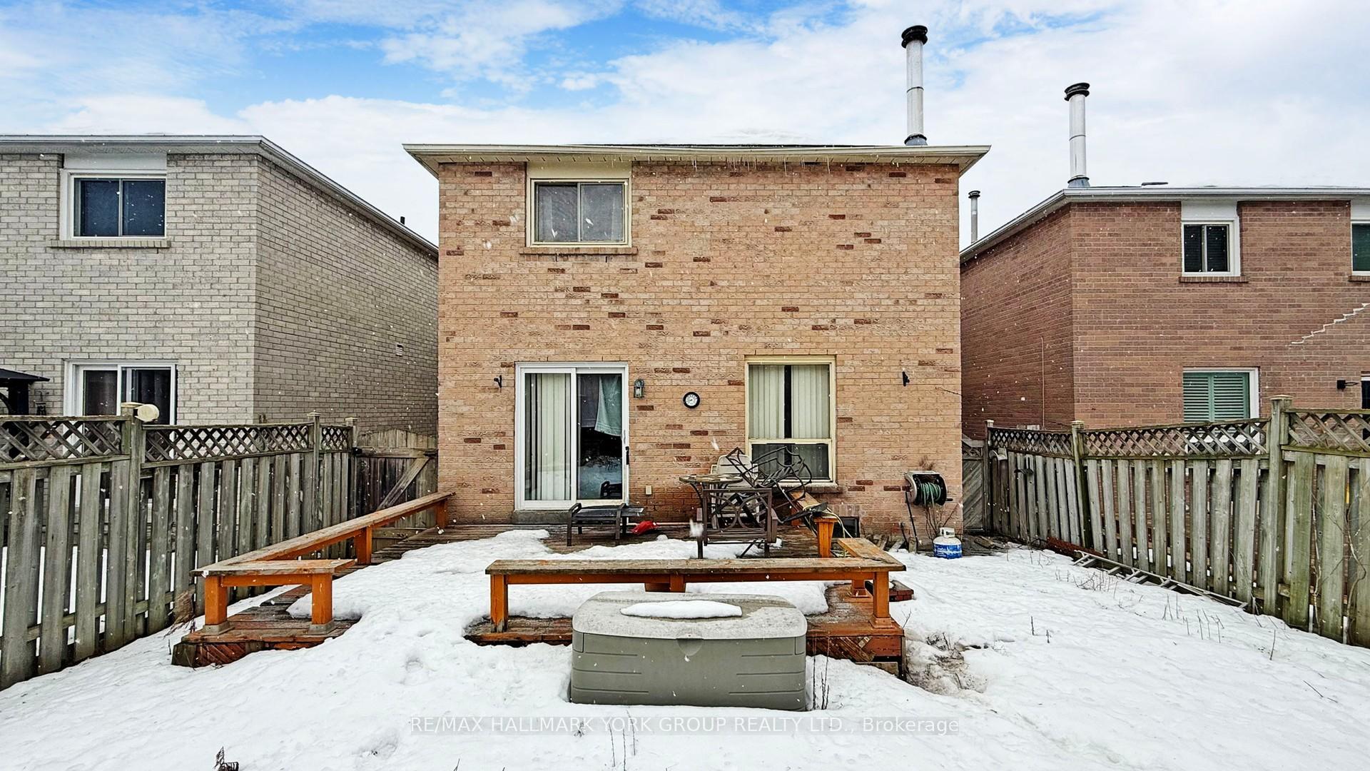 Photo 41 of 929 Rambleberry Avenue, Pickering, Liverpool — HOMEH