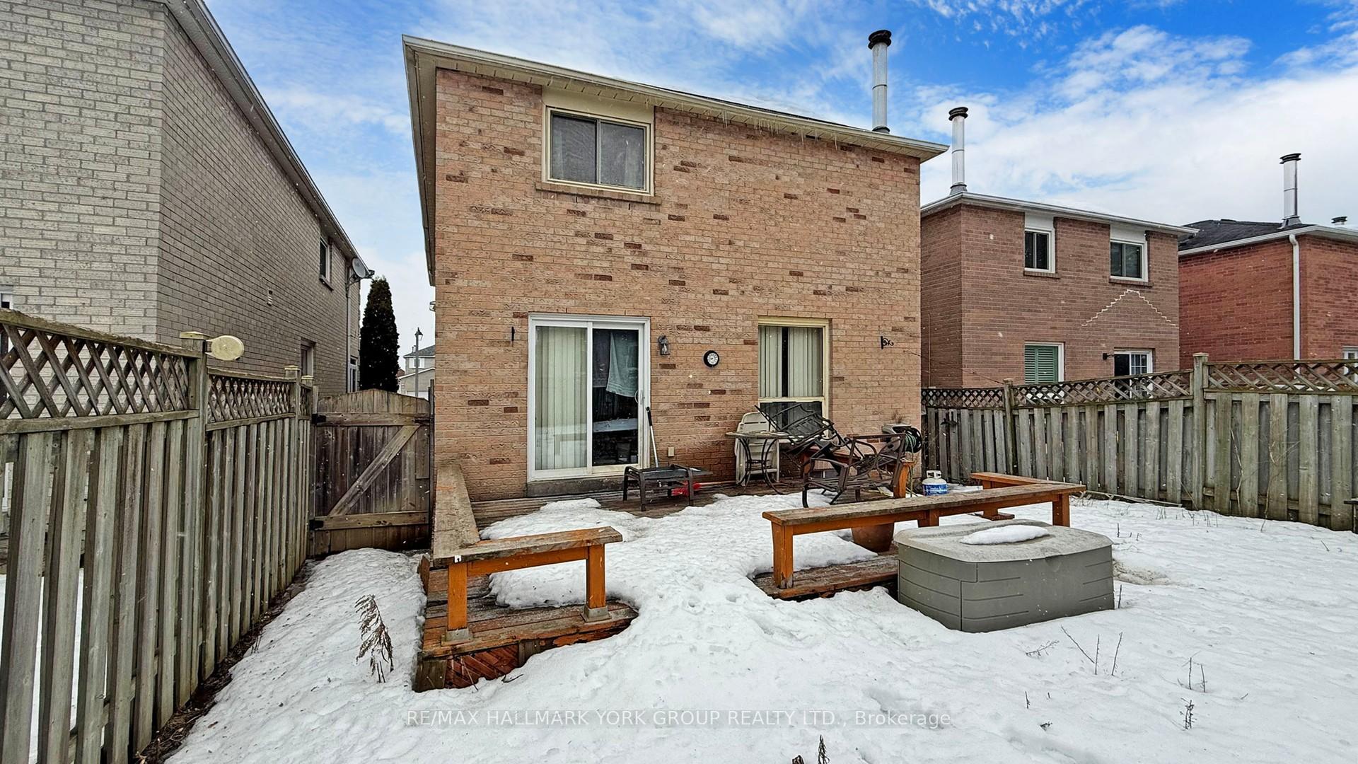 Photo 43 of 929 Rambleberry Avenue, Pickering, Liverpool — HOMEH