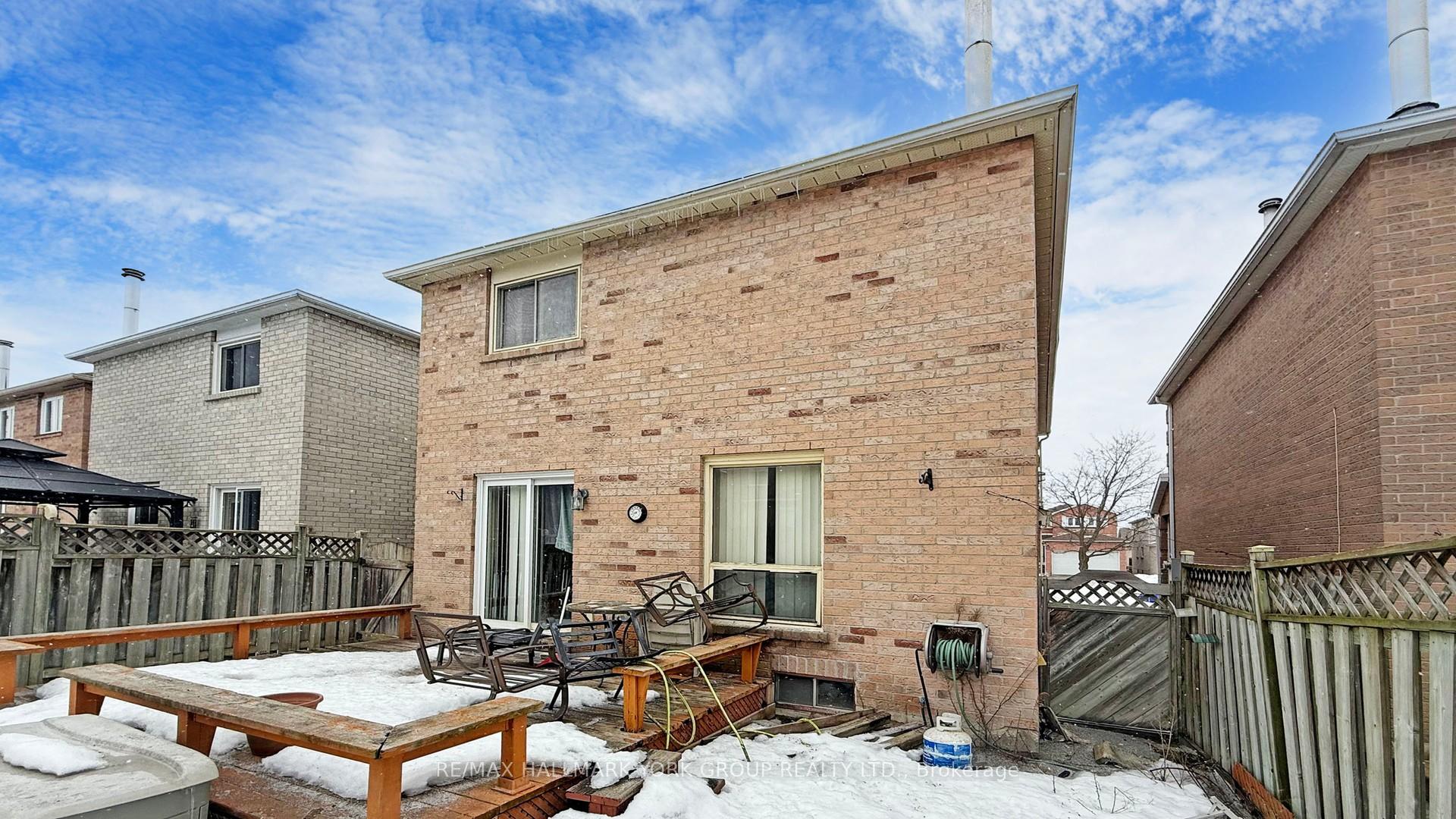 Photo 44 of 929 Rambleberry Avenue, Pickering, Liverpool — HOMEH