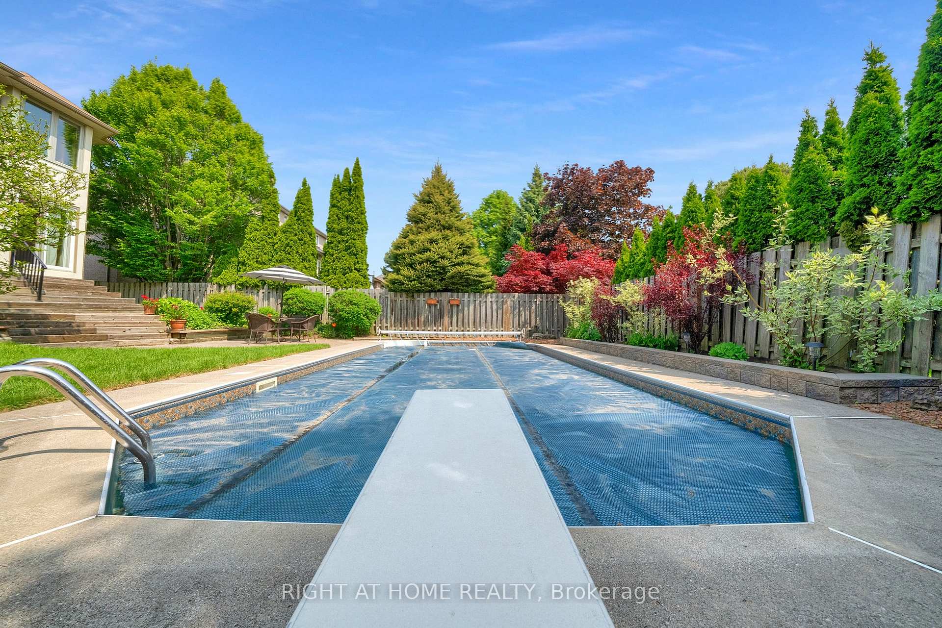 Photo 26 of 1825 Parkside Drive, Pickering, Amberlea — HOMEH