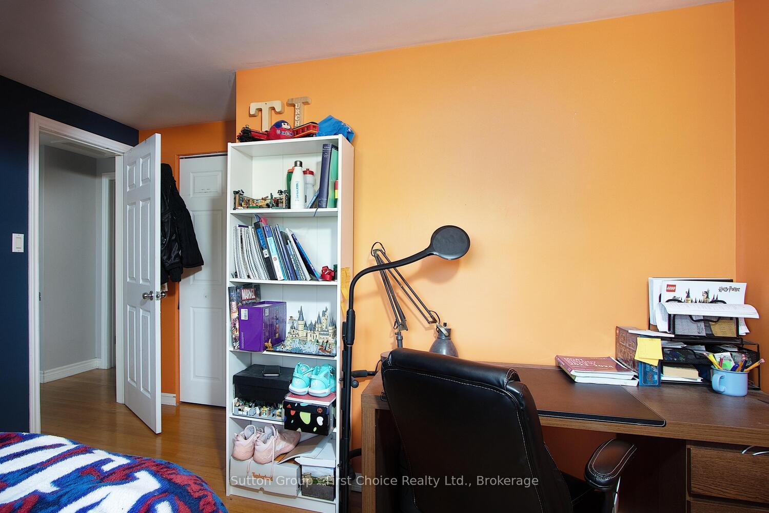 Photo 25 of 39 Park Lane Drive, Stratford — HOMEH