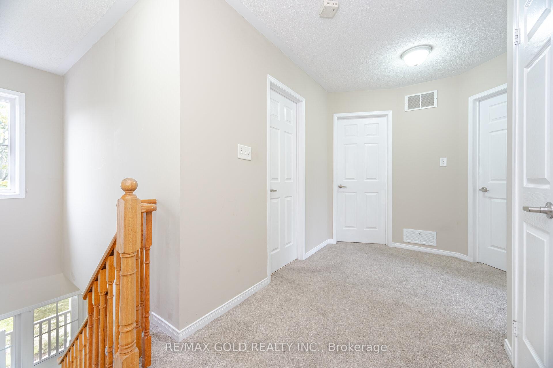 Photo 26 of 135 Norland Circle, Oshawa, Windfields — HOMEH