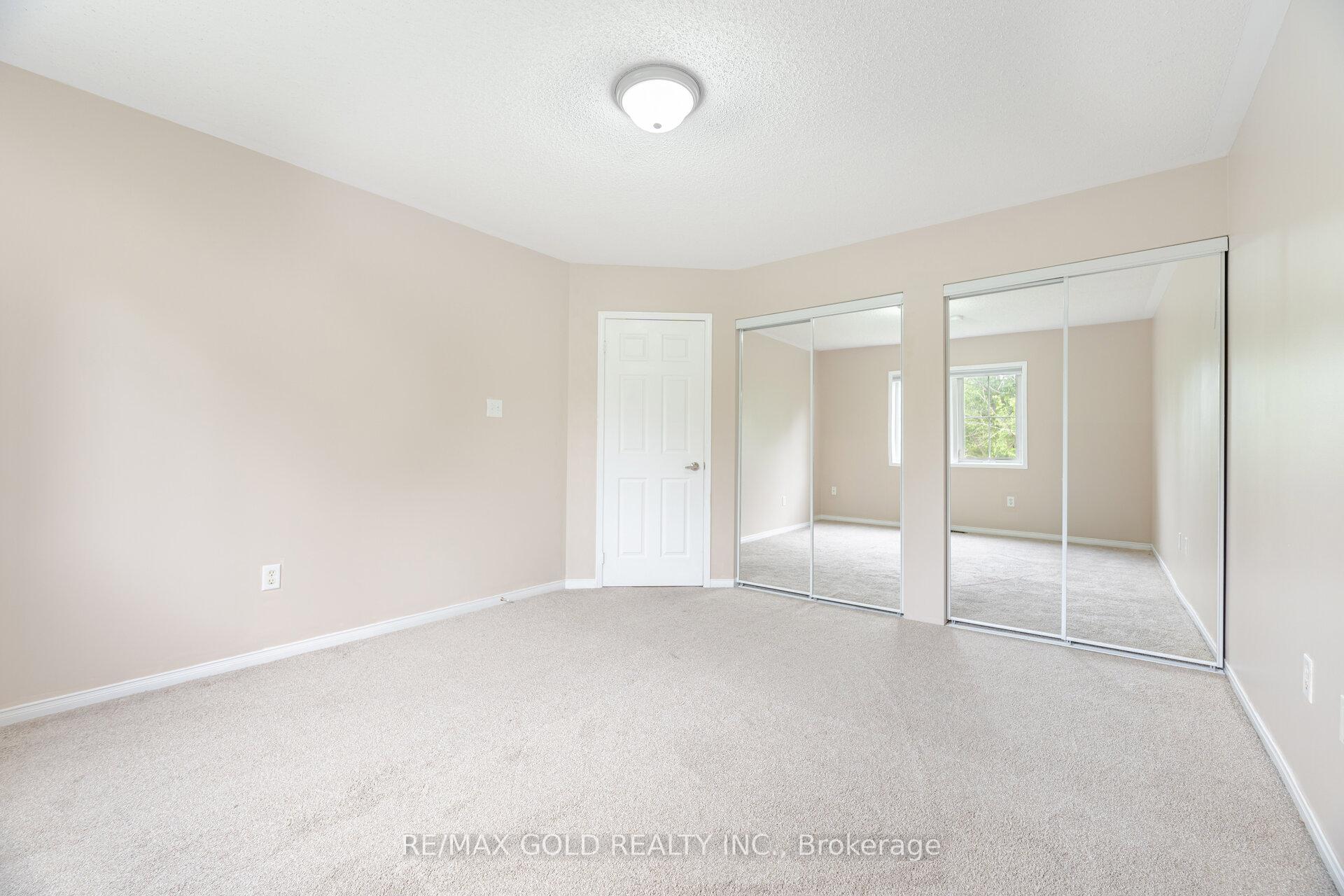 Photo 25 of 135 Norland Circle, Oshawa, Windfields — HOMEH