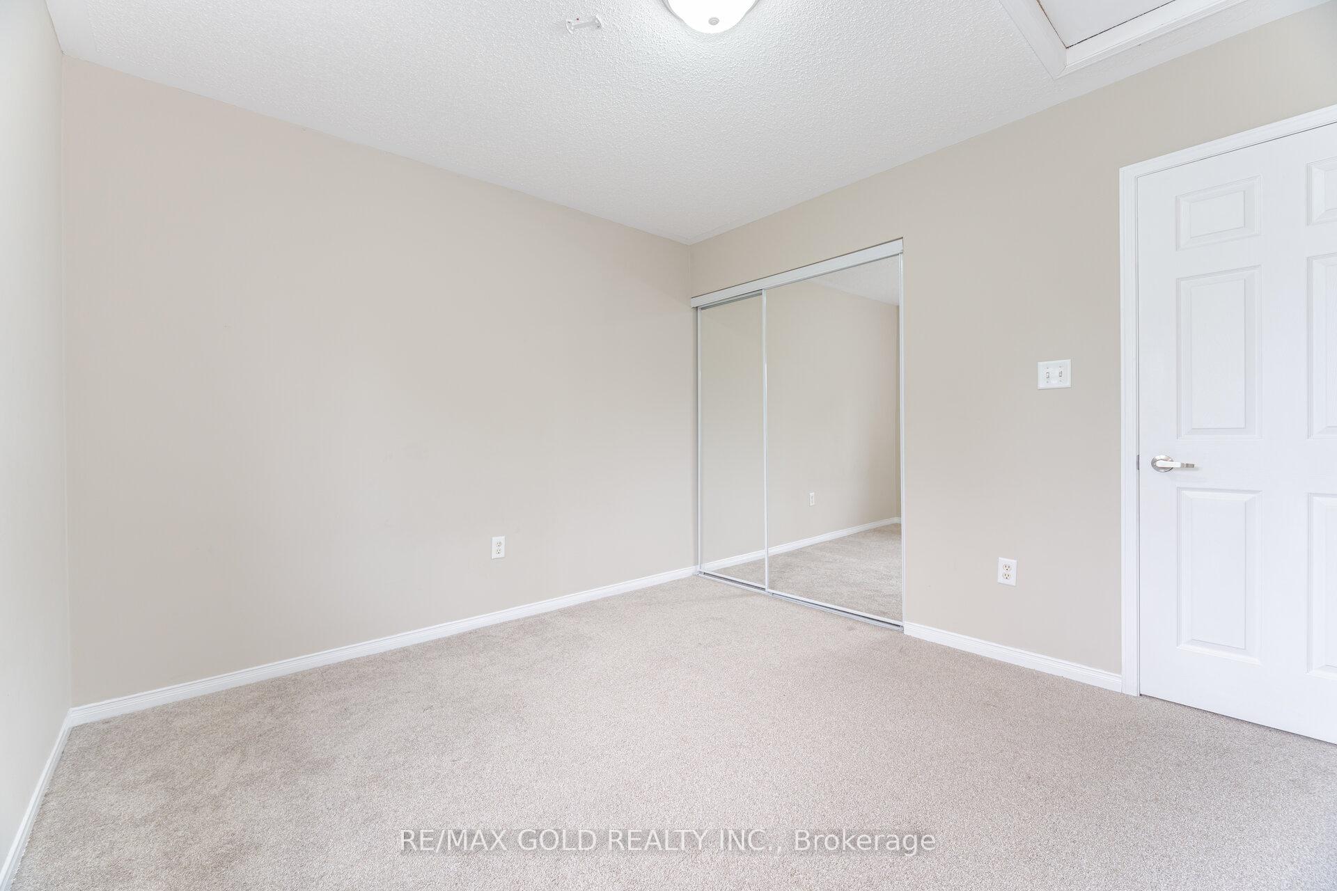 Photo 34 of 135 Norland Circle, Oshawa, Windfields — HOMEH