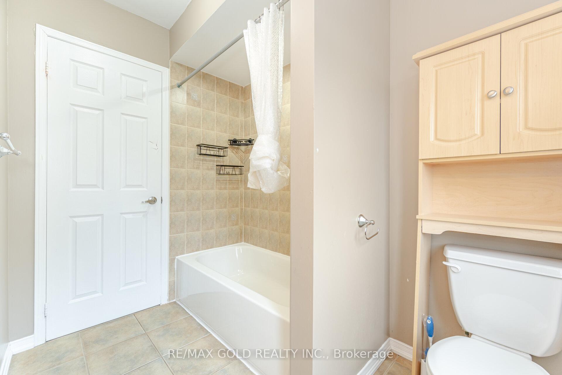 Photo 37 of 135 Norland Circle, Oshawa, Windfields — HOMEH