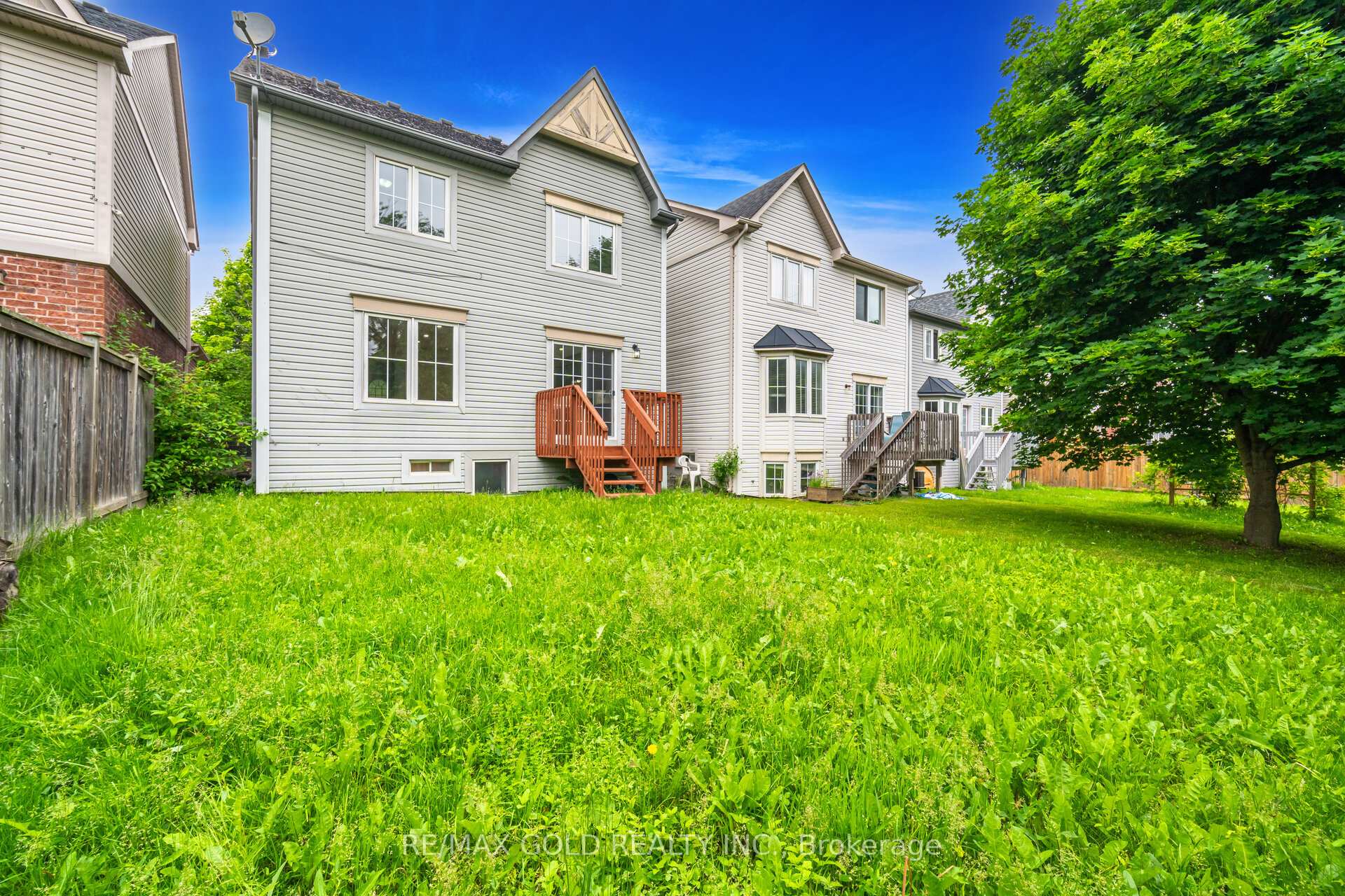 Photo 48 of 135 Norland Circle, Oshawa, Windfields — HOMEH