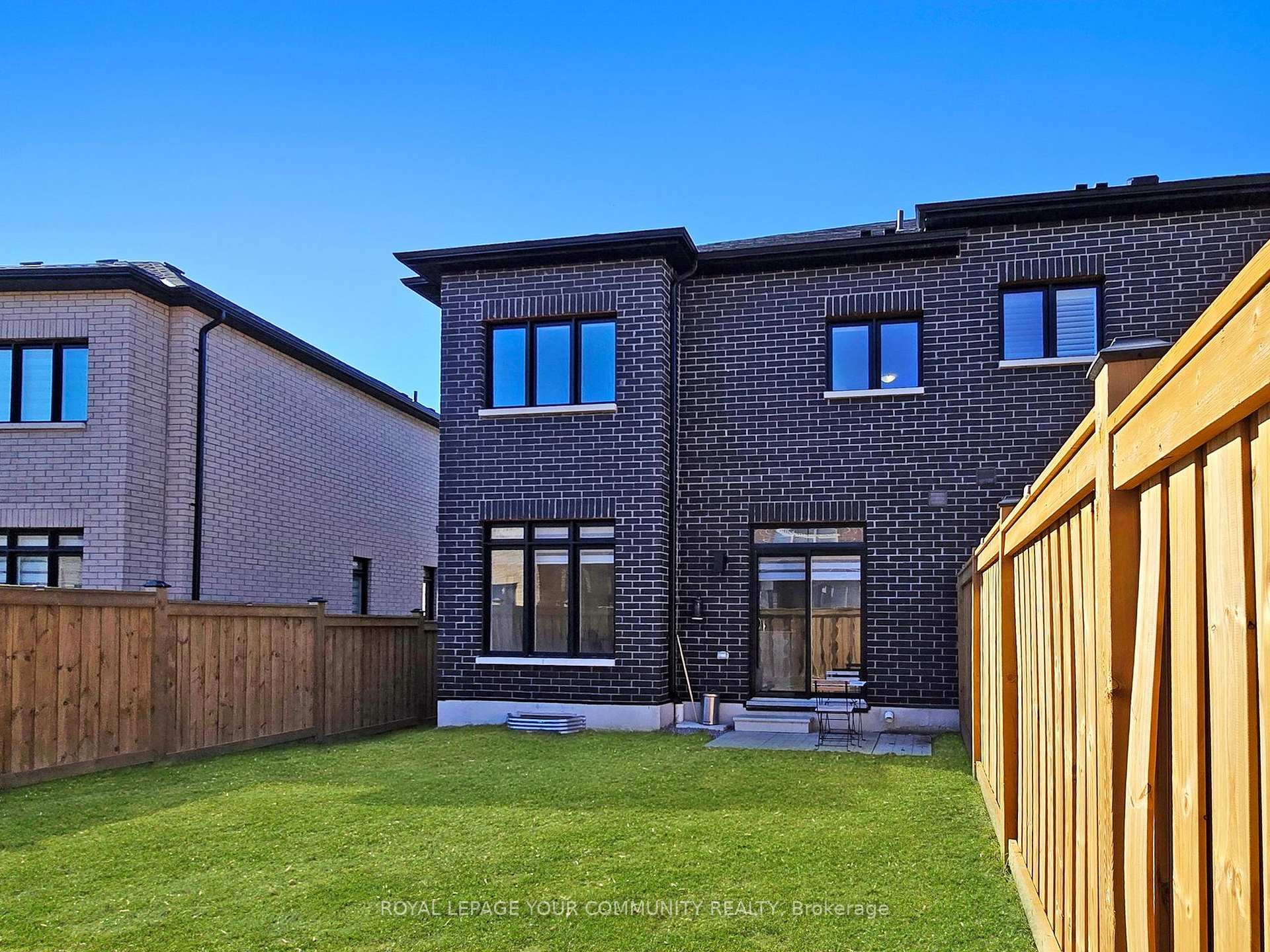 Photo 40 of 148 Ogston Crescent, Whitby, Rural Whitby — HOMEH