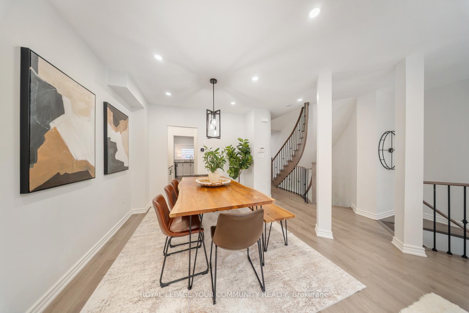 Photo 8 of 20 Jarrett Court, Vaughan, Vellore Village — HOMEH