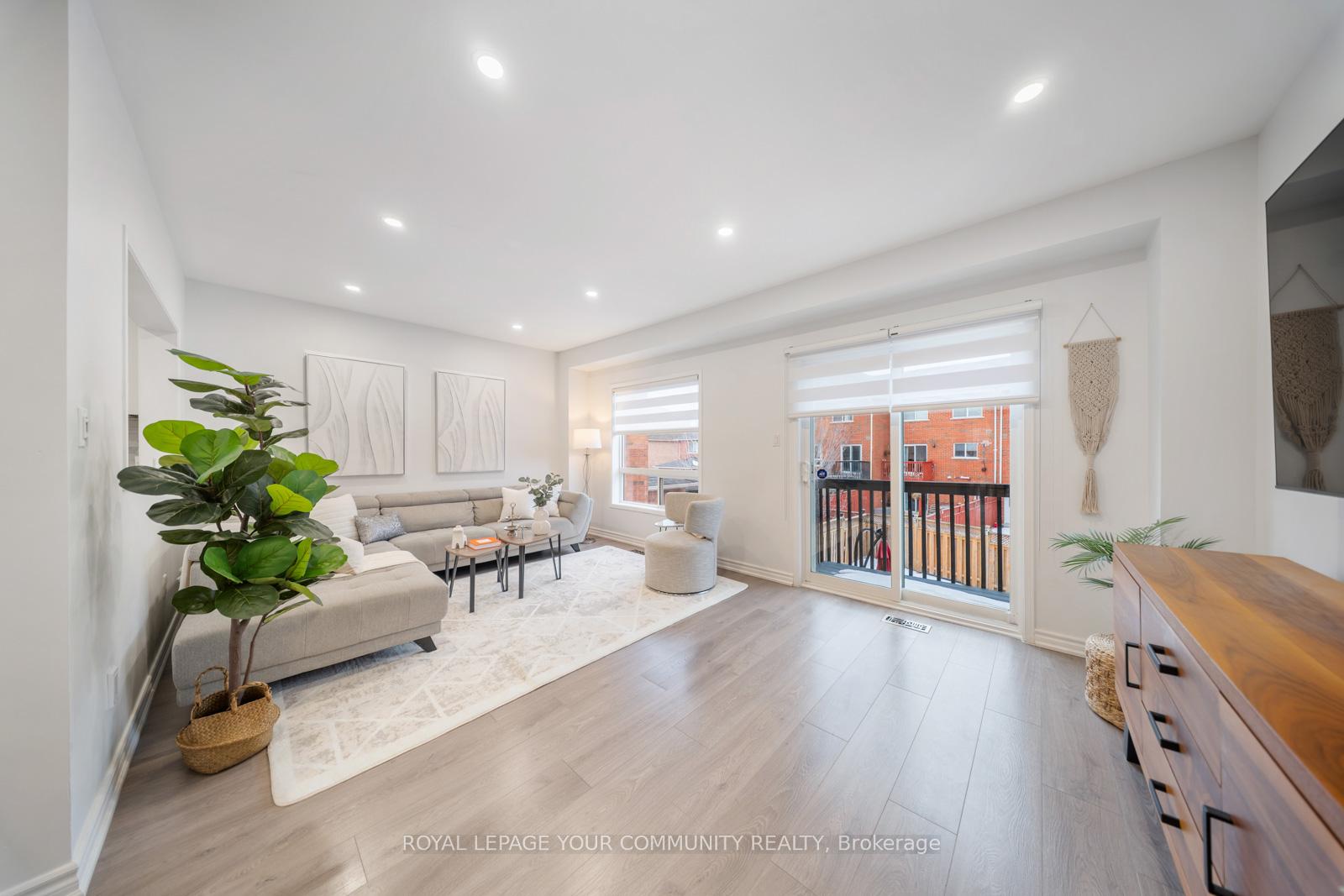 Photo 44 of 20 Jarrett Court, Vaughan, Vellore Village — HOMEH