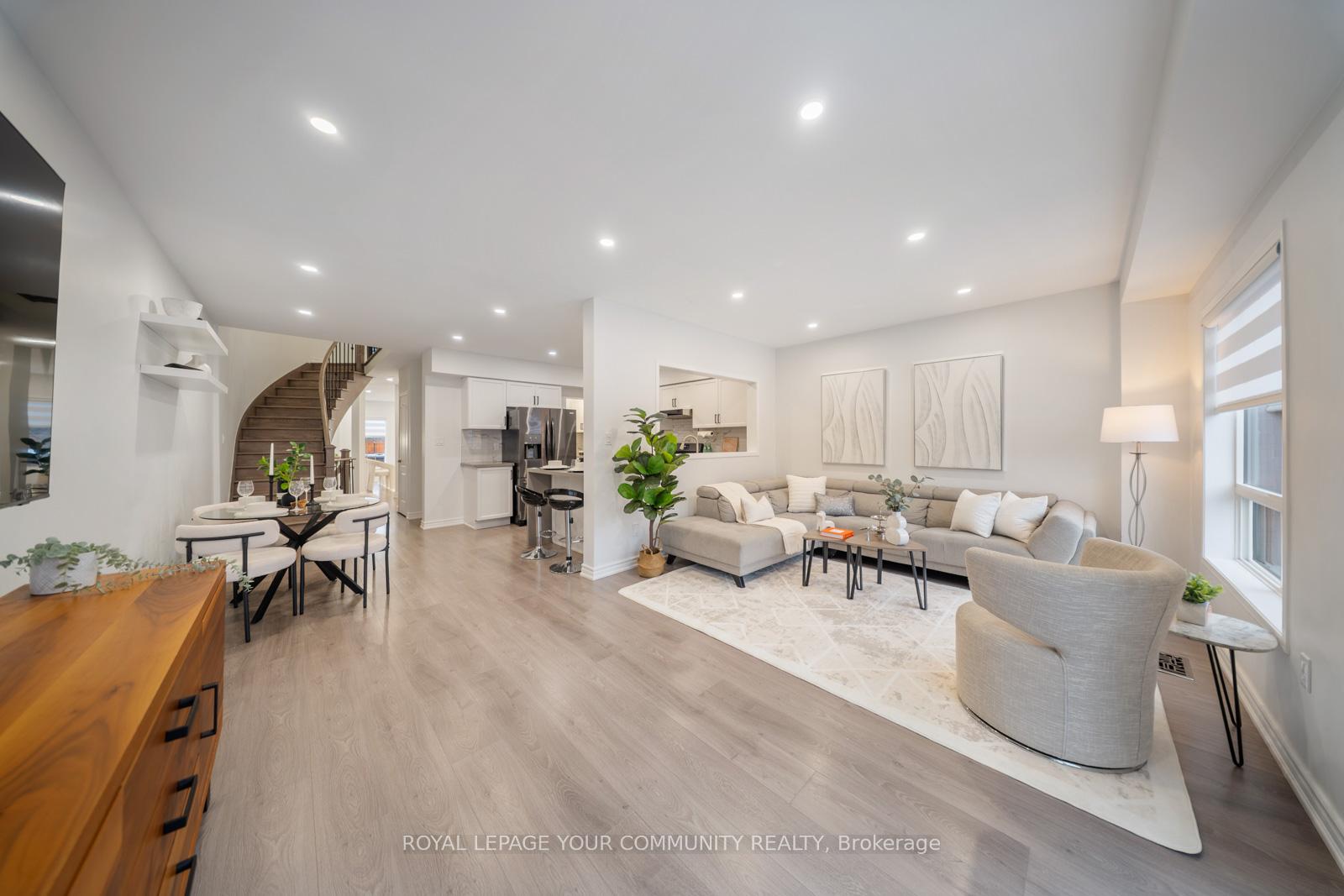 Photo 17 of 20 Jarrett Court, Vaughan, Vellore Village — HOMEH