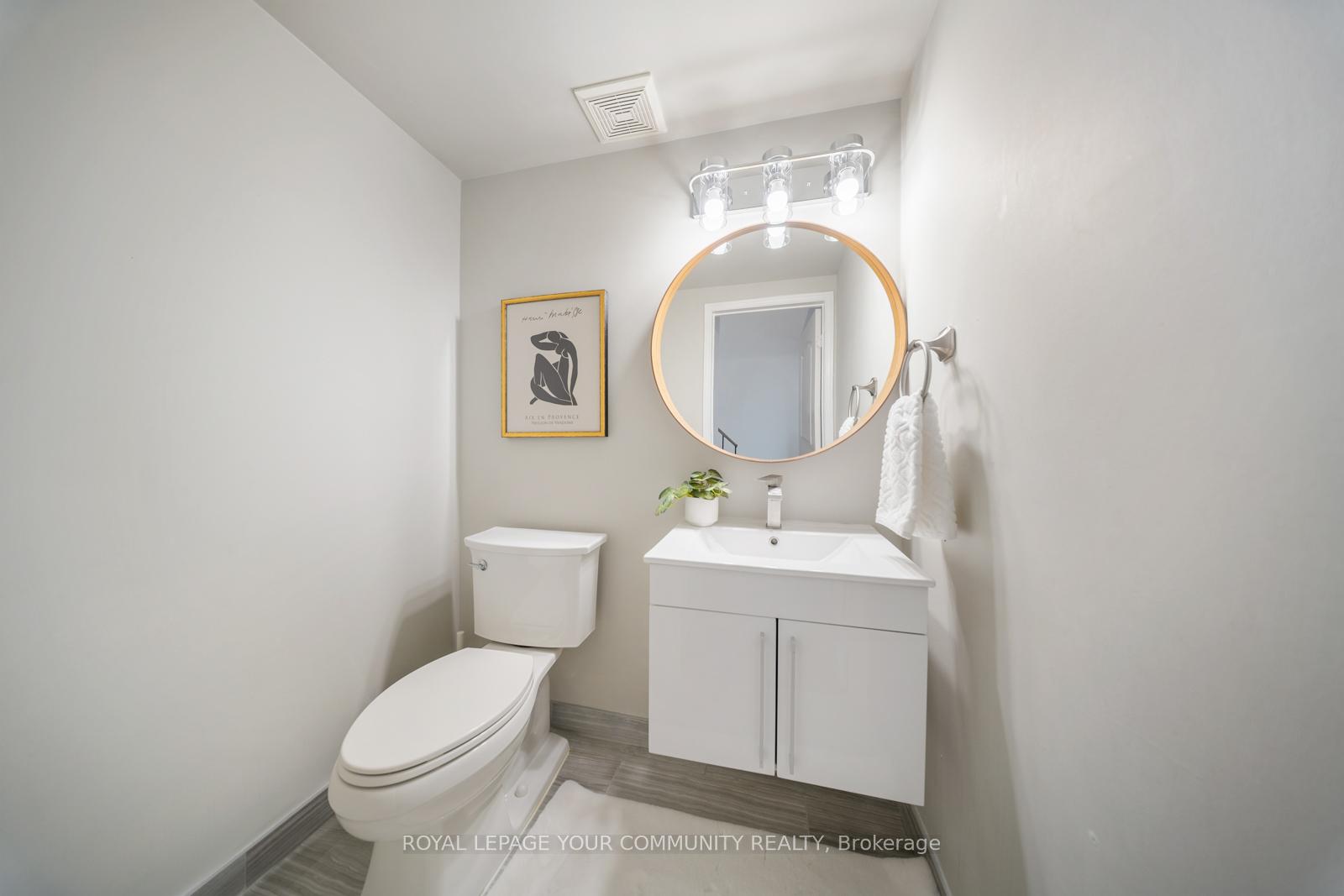 Photo 11 of 20 Jarrett Court, Vaughan, Vellore Village — HOMEH