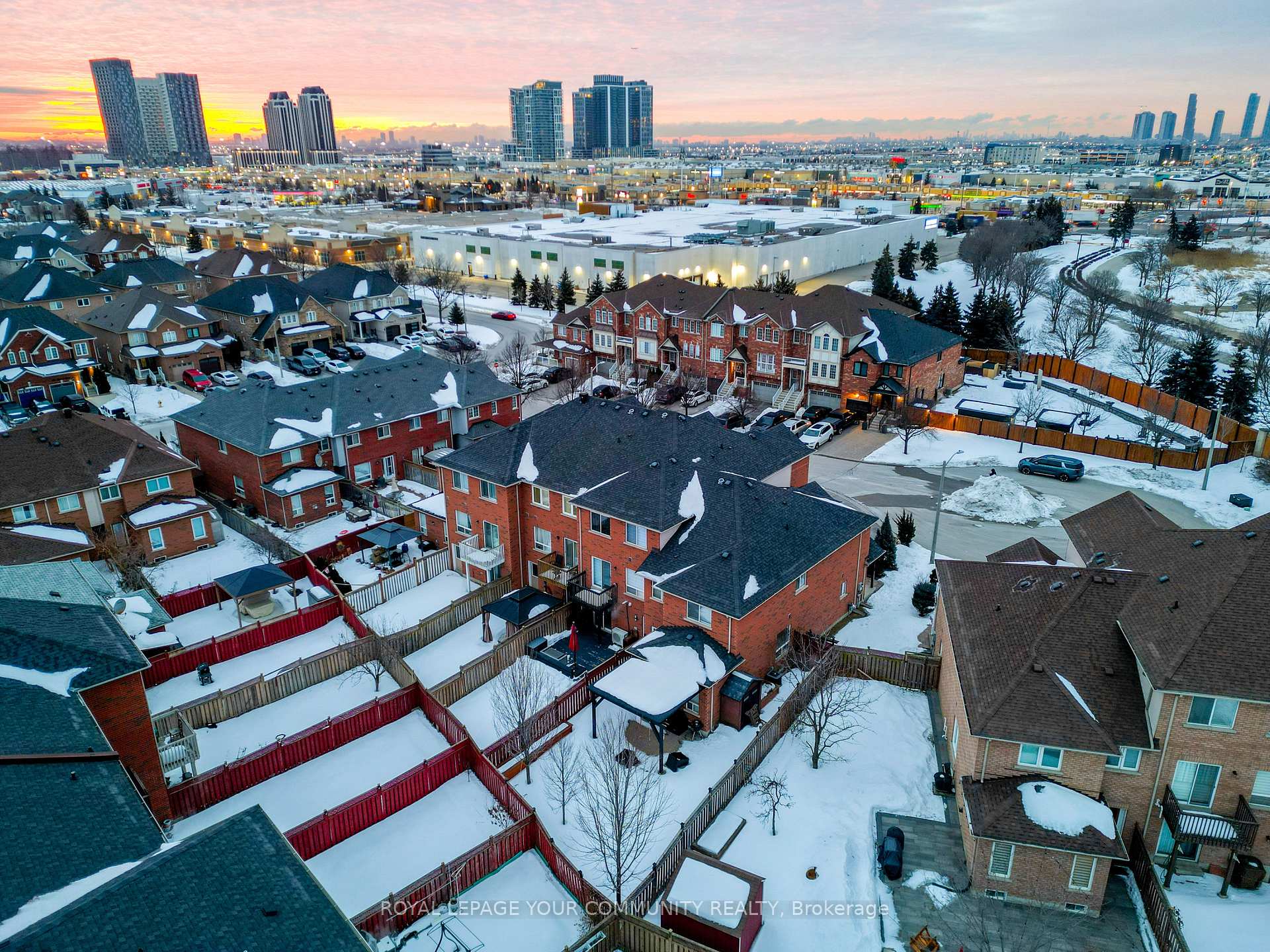 Photo 38 of 20 Jarrett Court, Vaughan, Vellore Village — HOMEH