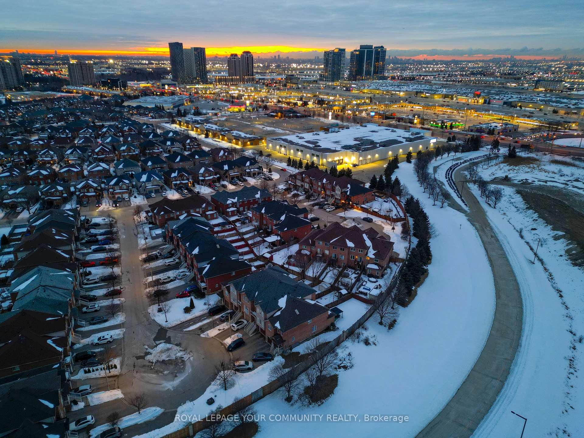 Photo 45 of 20 Jarrett Court, Vaughan, Vellore Village — HOMEH
