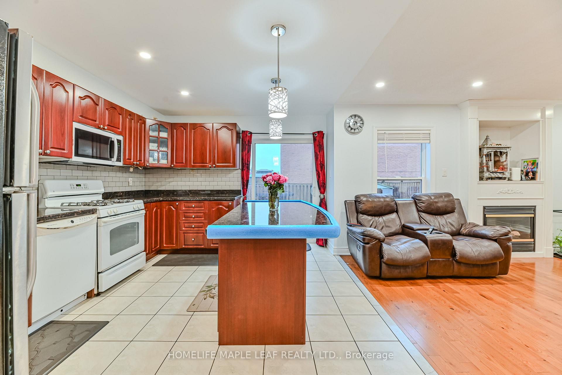 Photo 14 of 3 Hitchen Avenue, Ajax, Northwest Ajax — HOMEH