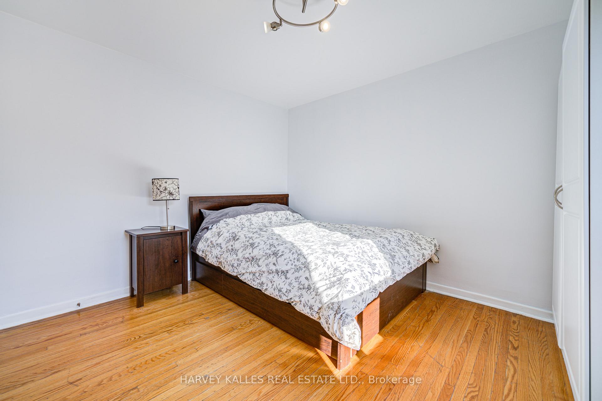 Photo 27 of 156 Atlas Avenue, Toronto, Humewood-Cedarvale — HOMEH