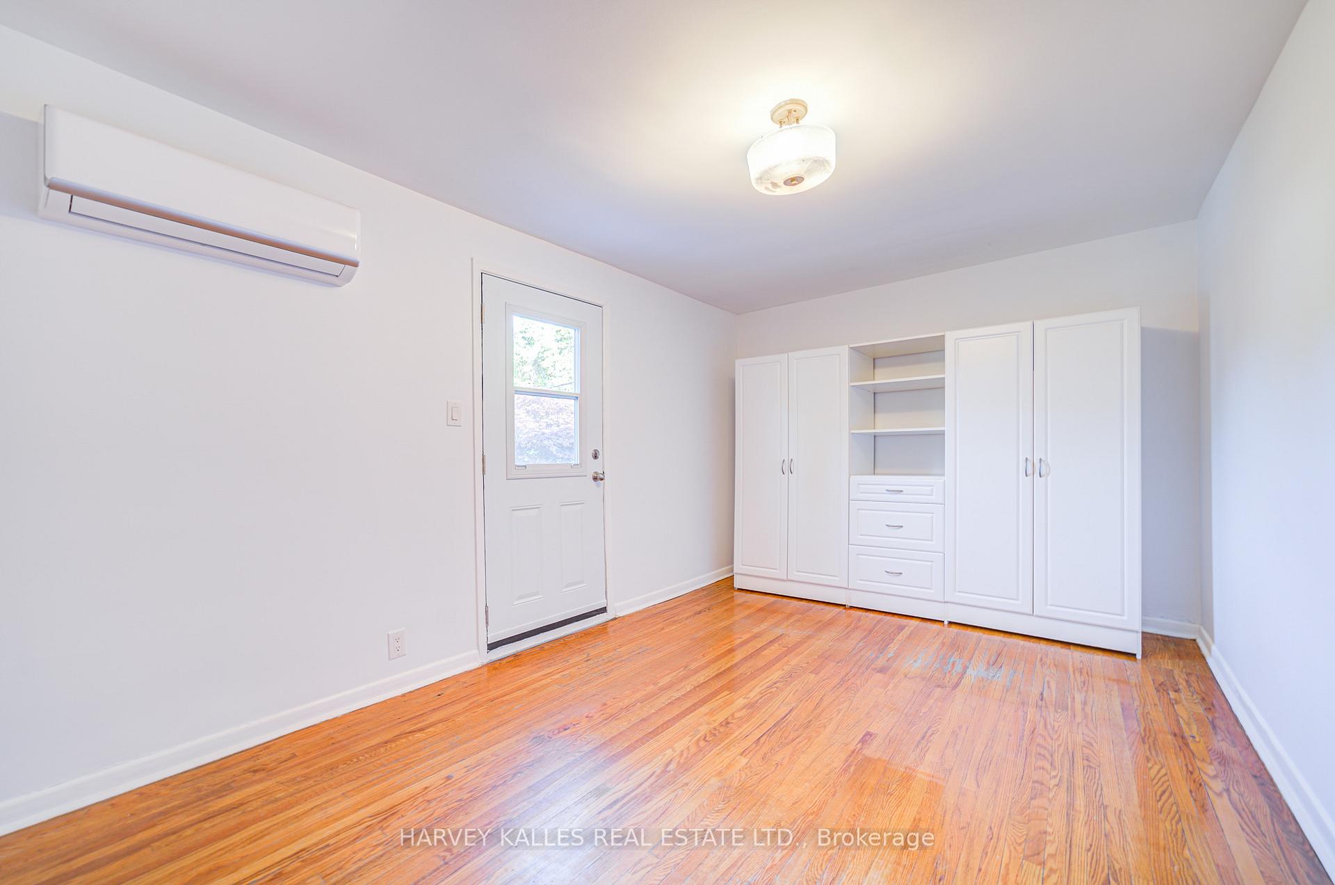 Photo 33 of 156 Atlas Avenue, Toronto, Humewood-Cedarvale — HOMEH