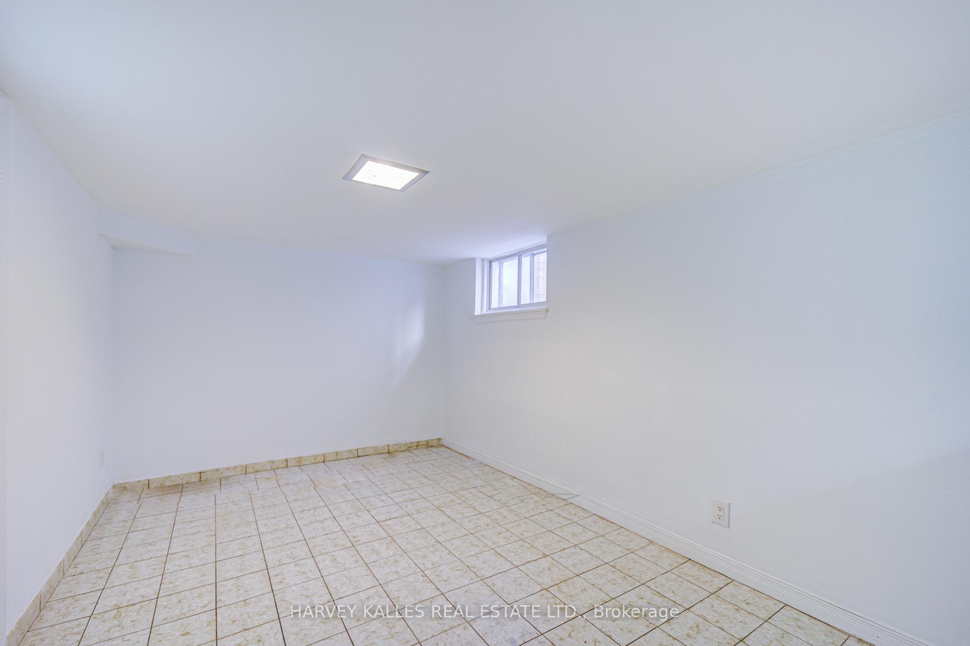 Photo 22 of 156 Atlas Avenue, Toronto, Humewood-Cedarvale — HOMEH