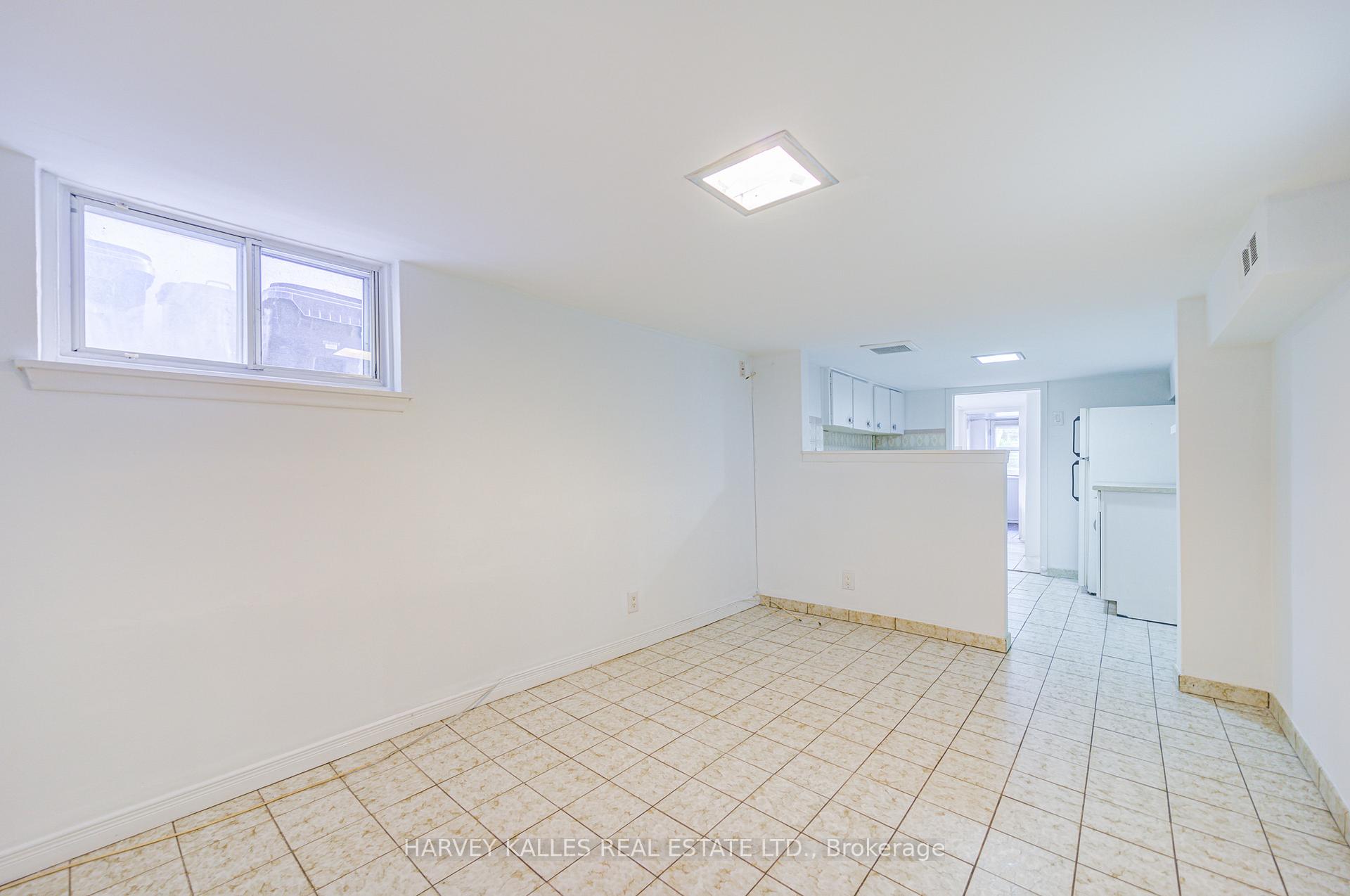 Photo 48 of 156 Atlas Avenue, Toronto, Humewood-Cedarvale — HOMEH