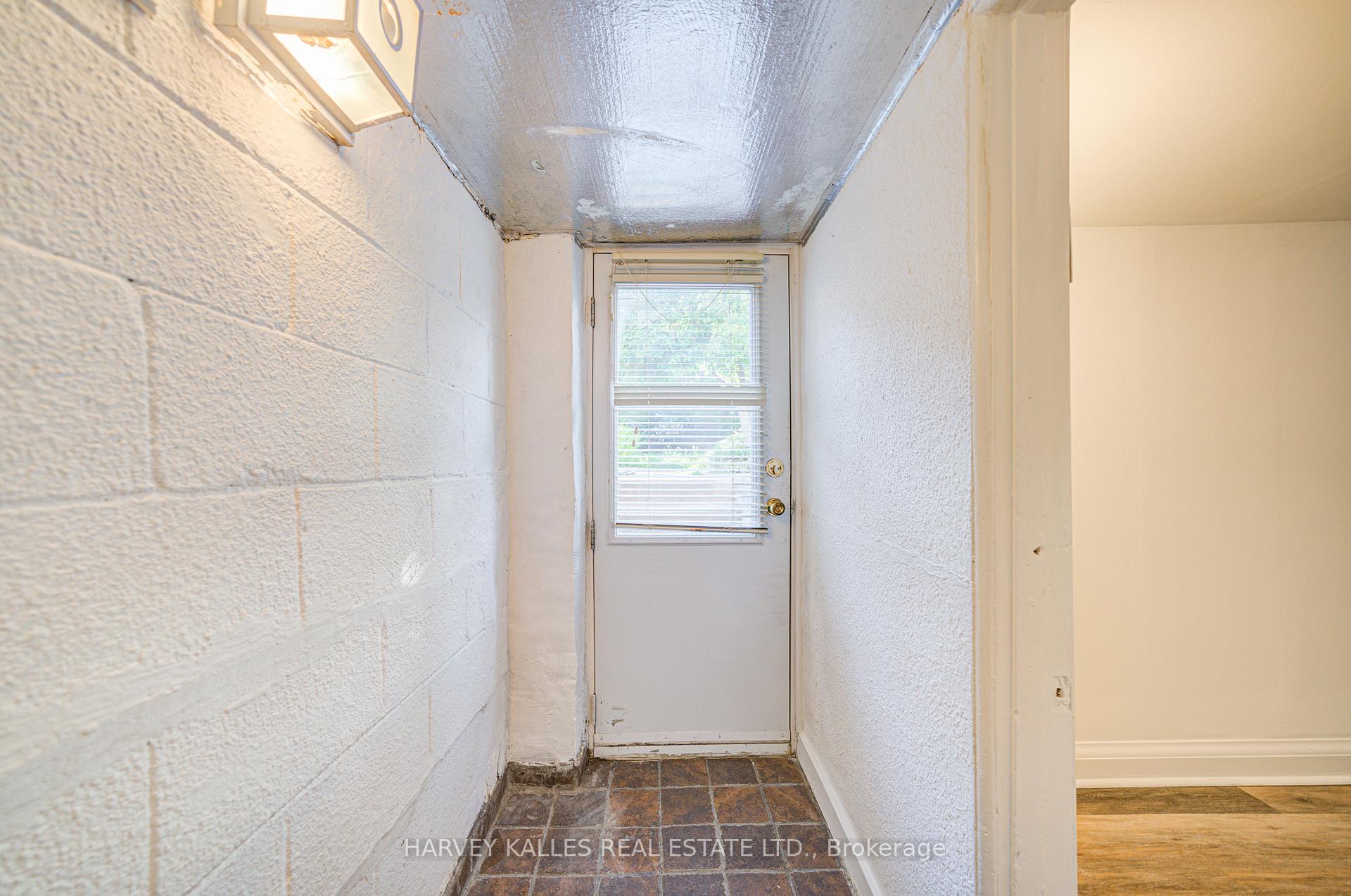Photo 20 of 156 Atlas Avenue, Toronto, Humewood-Cedarvale — HOMEH