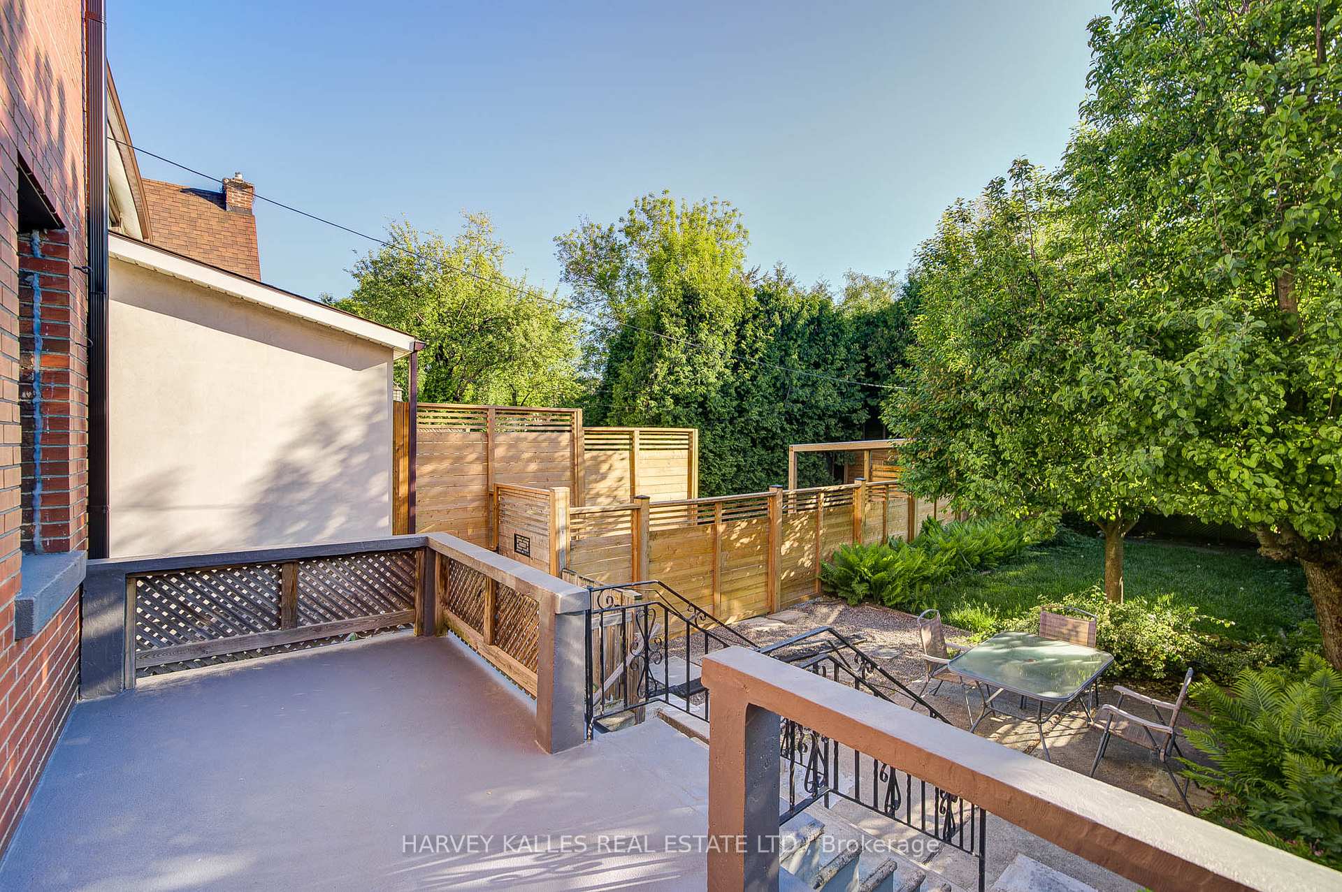 Photo 39 of 156 Atlas Avenue, Toronto, Humewood-Cedarvale — HOMEH