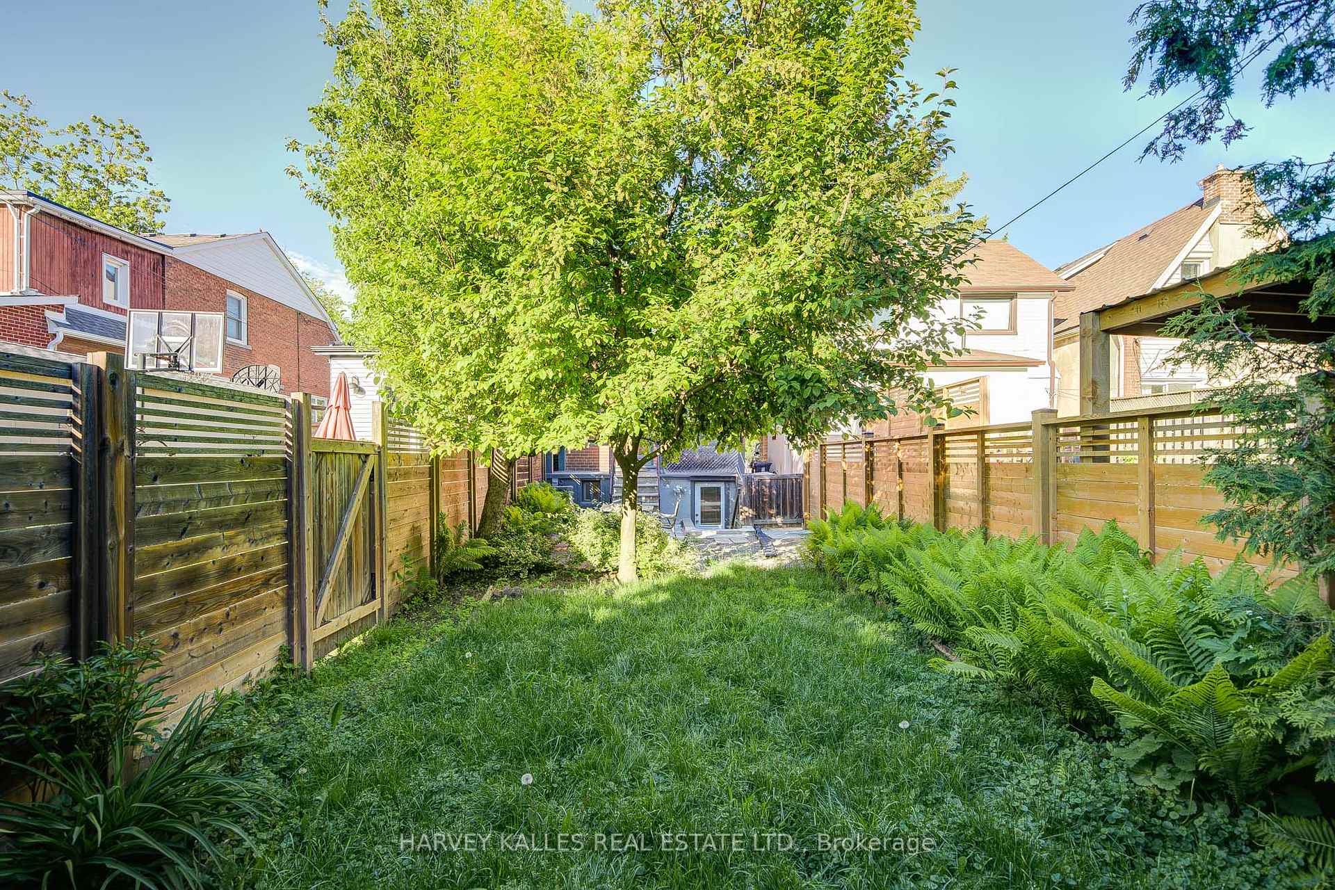 Photo 46 of 156 Atlas Avenue, Toronto, Humewood-Cedarvale — HOMEH