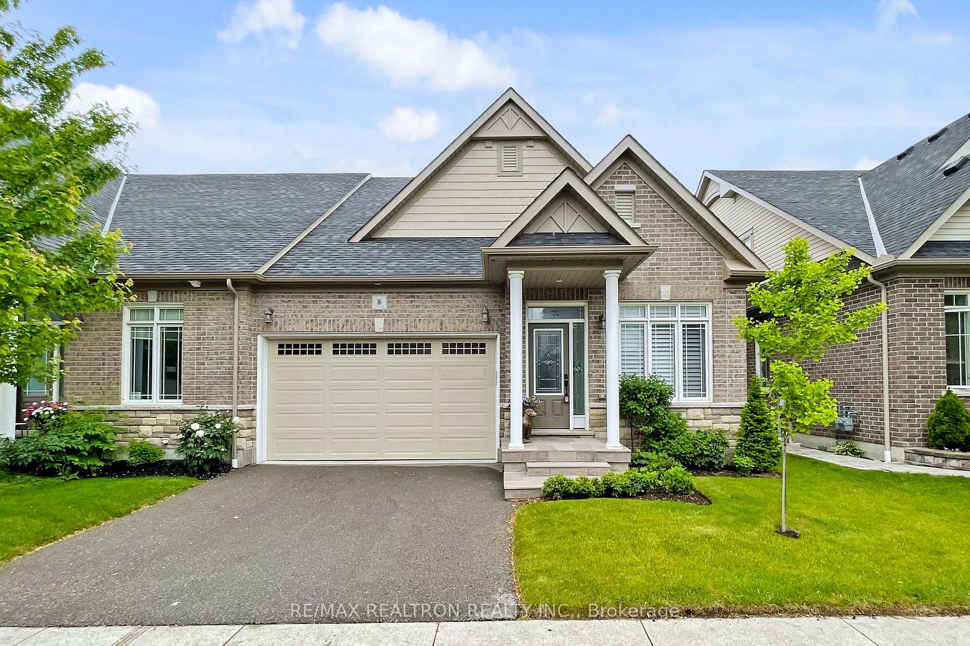 Photo 1 of 16 Washburn Path, Clarington, Courtice — HOMEH